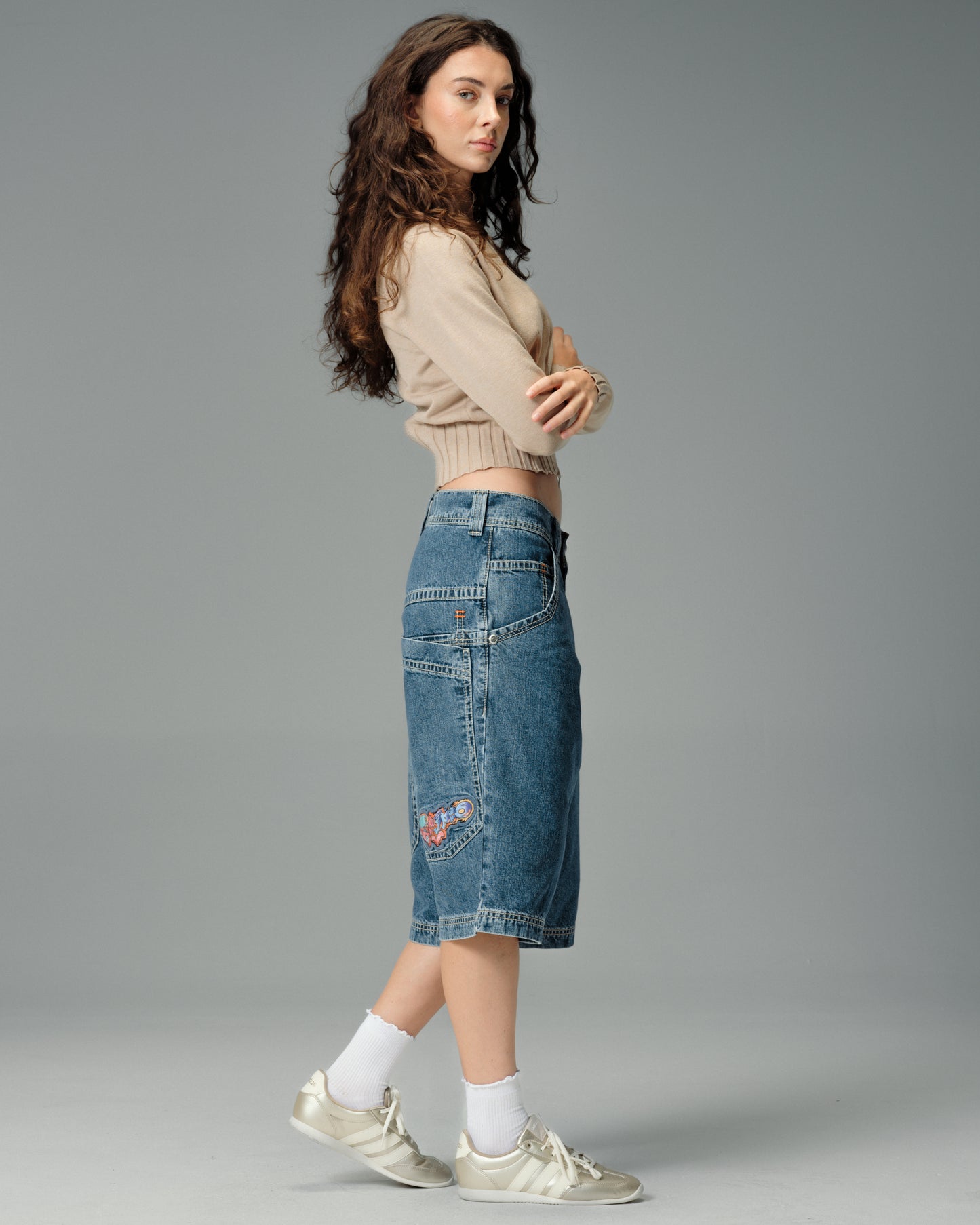 W Wizard Shorts. 15" Inseam. Dark Stone.