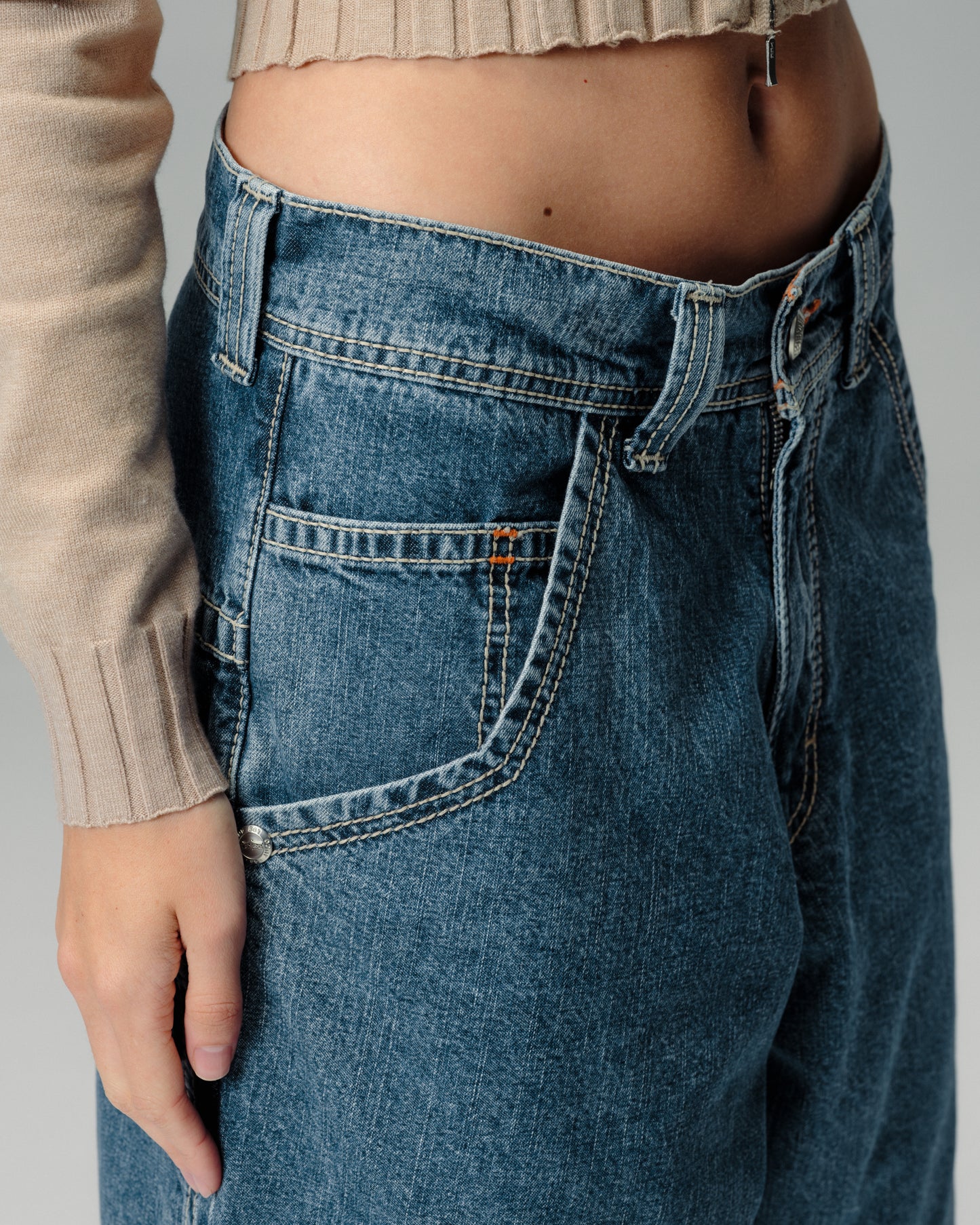 W Wizard Shorts. 15" Inseam. Dark Stone.