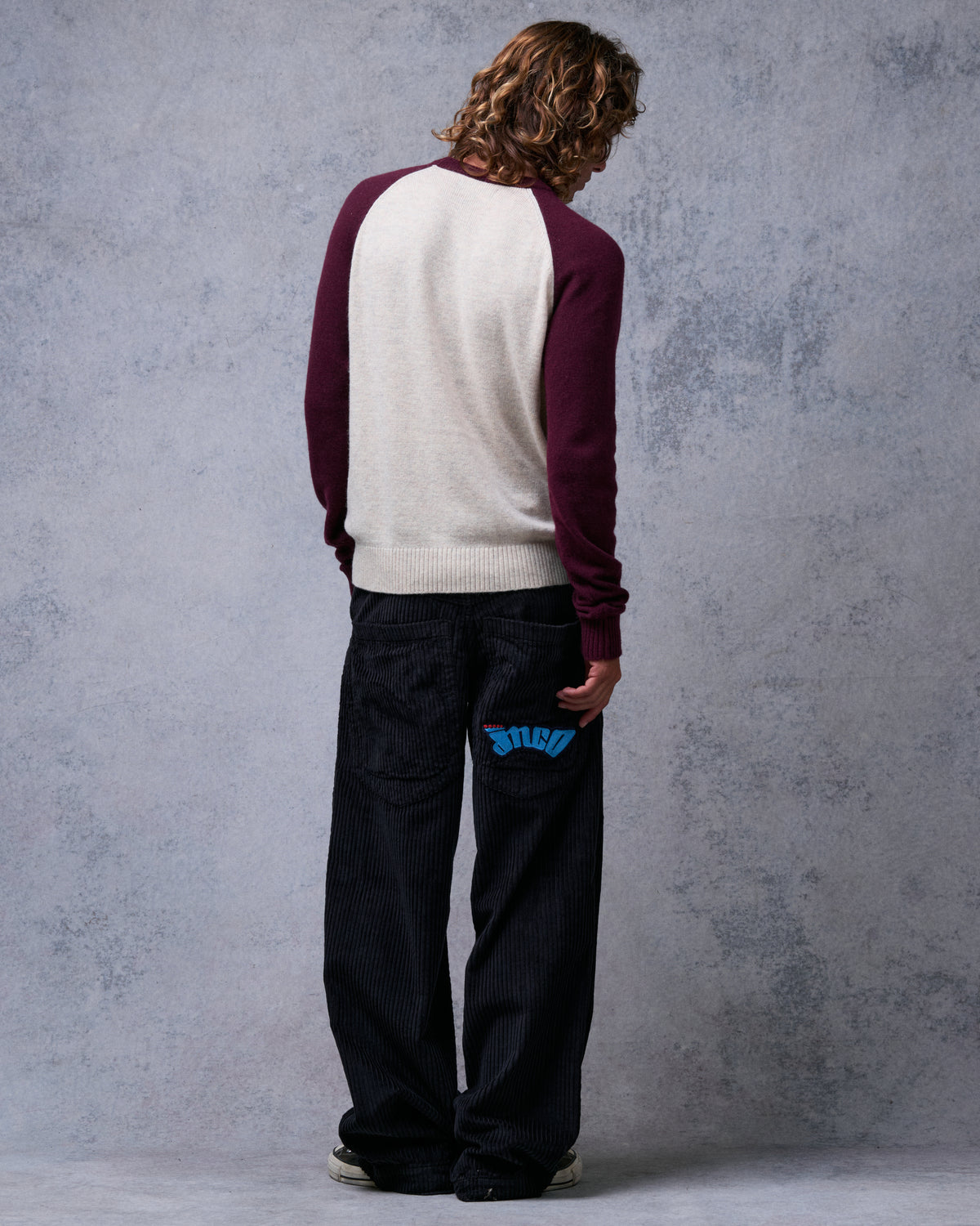 169 Low Down. 20". 4 Wale Corduroy. Black.