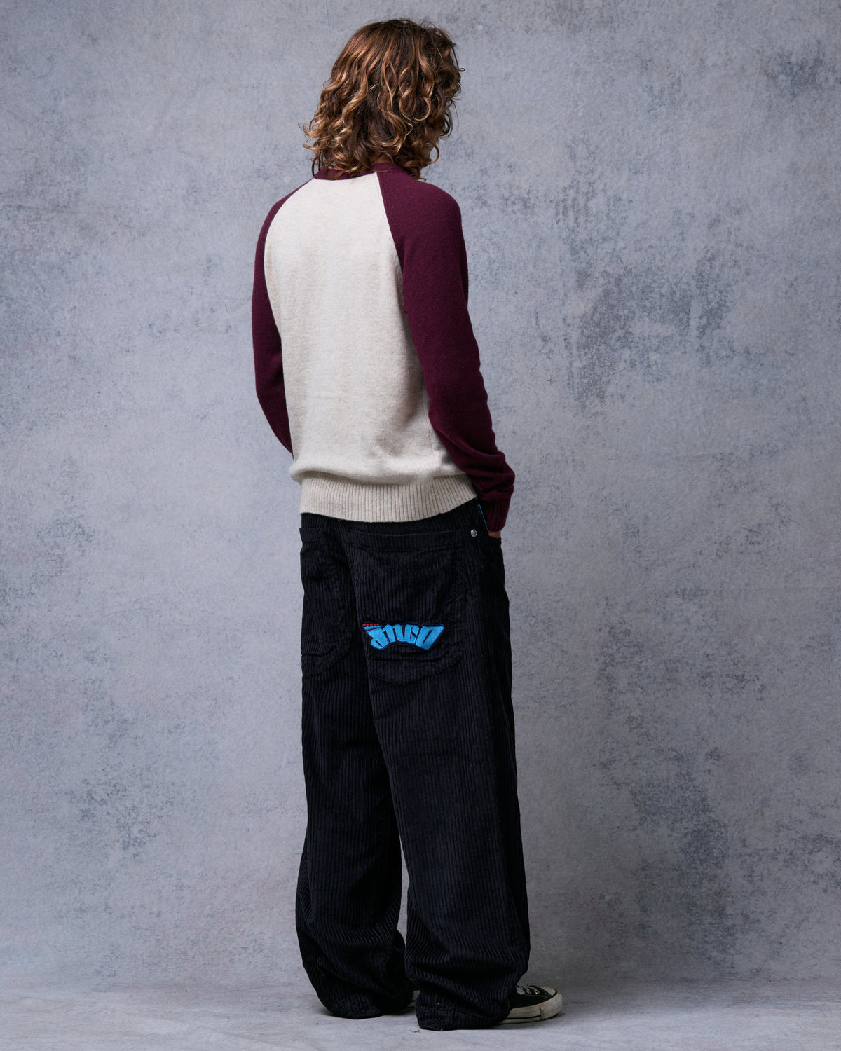 169 Low Down. 20". 4 Wale Corduroy. Black.