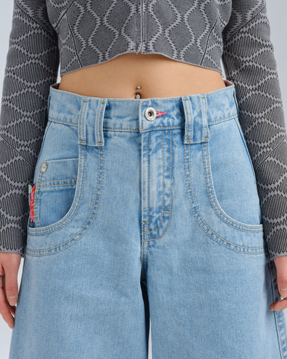 W117 King. 28". Vintage.