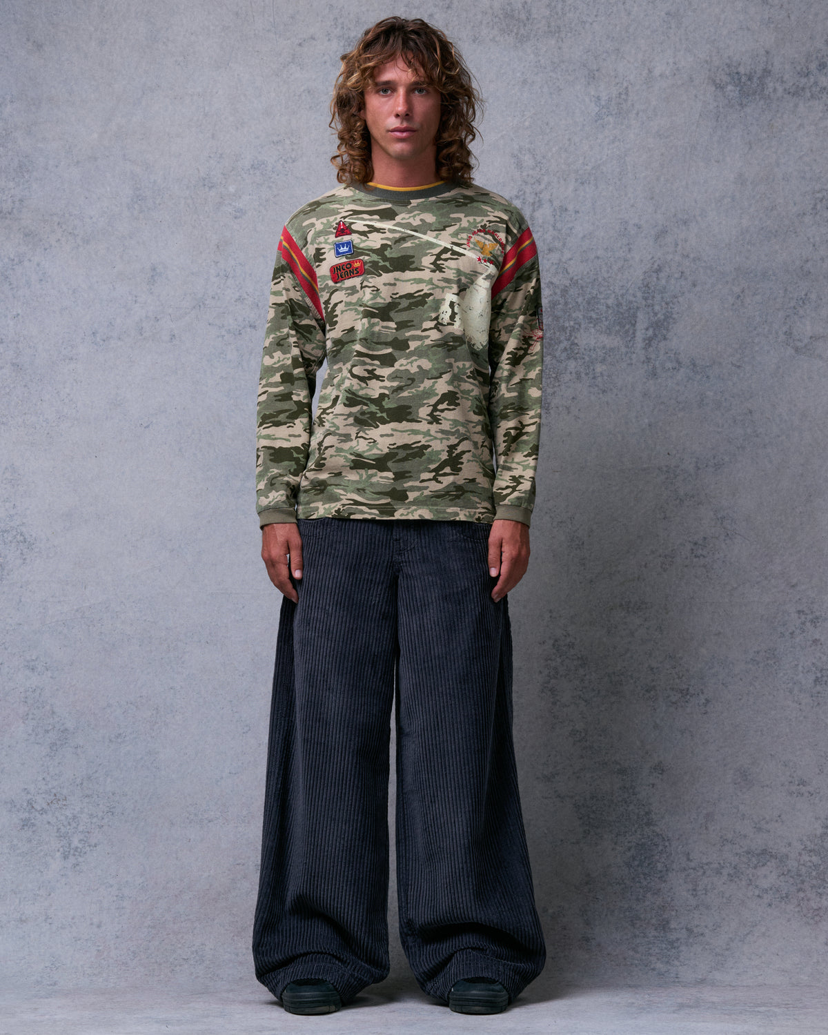 101 Twin Cannon. 26". 4 Wale Corduroy. Magnet.