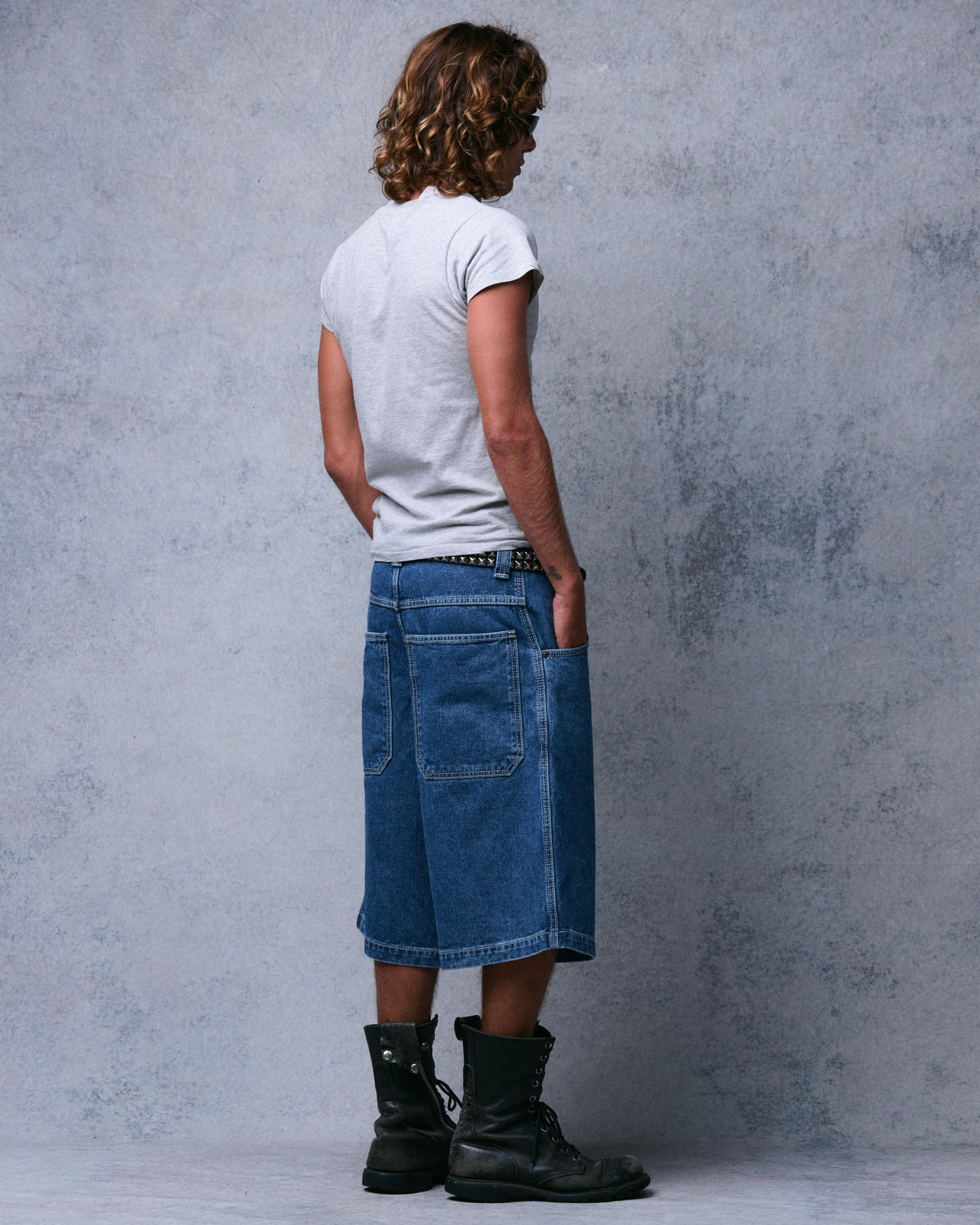 179 Pipes Shorts. 14" Inseam. Dark Stone.