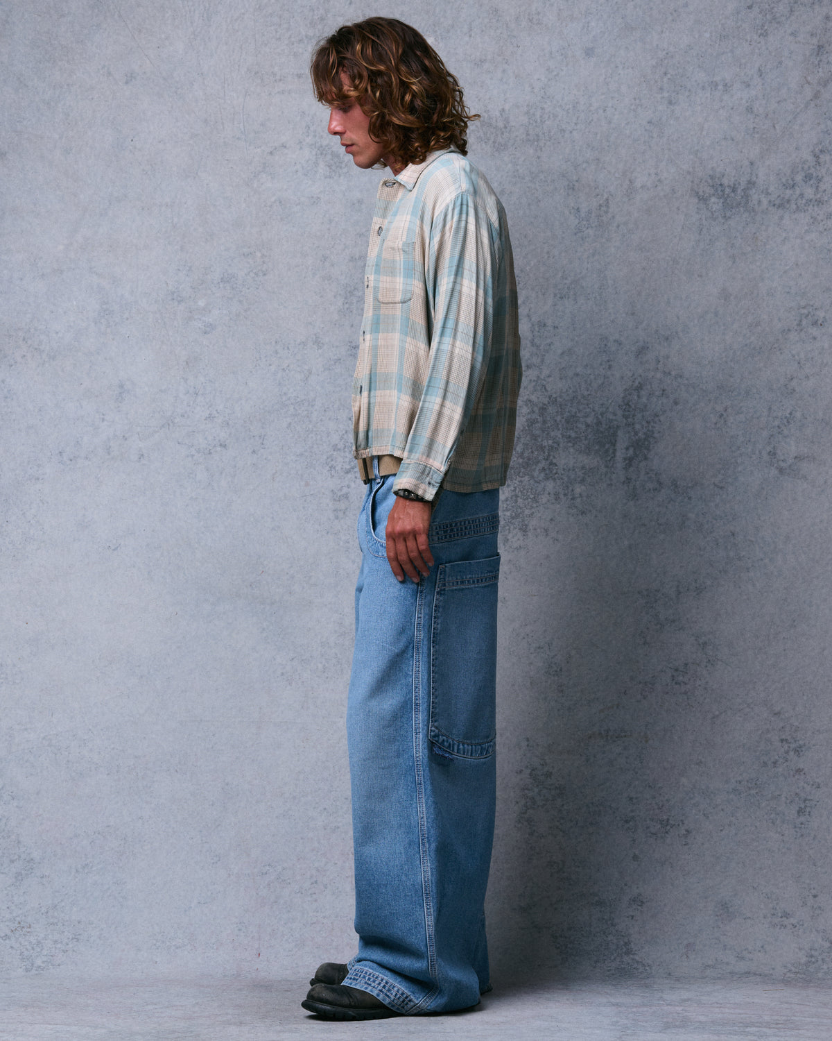 Jester. 26". Vintage Stone.