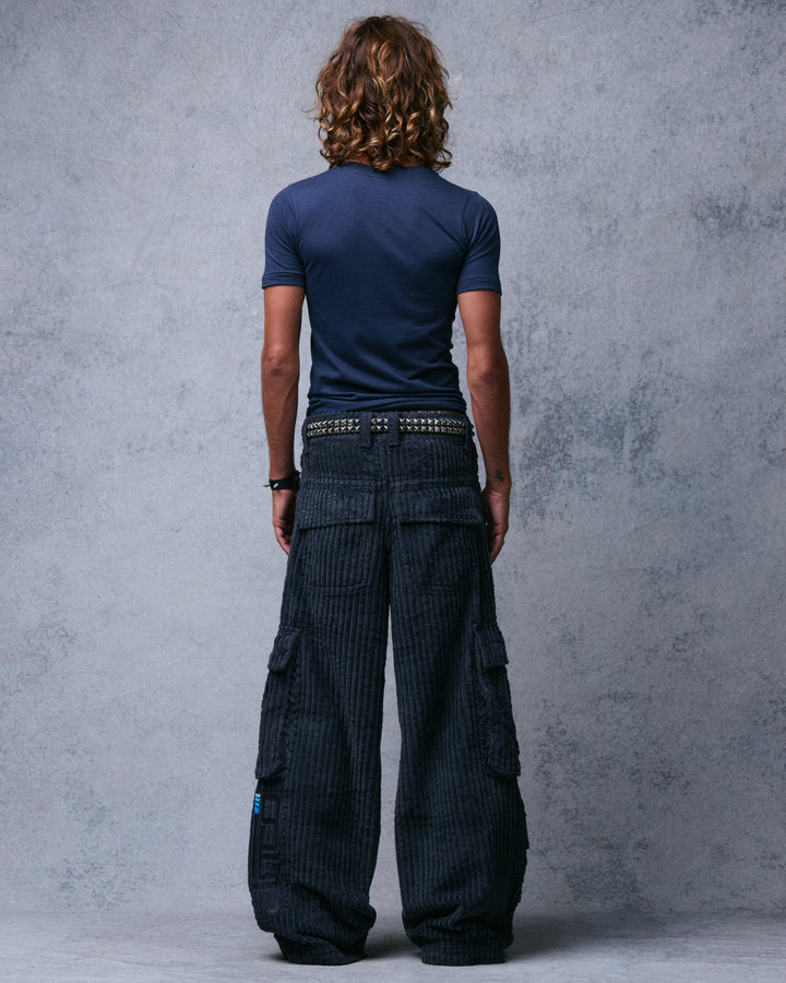 Legacy. 24". 2 Wale Corduroy. Magnet.
