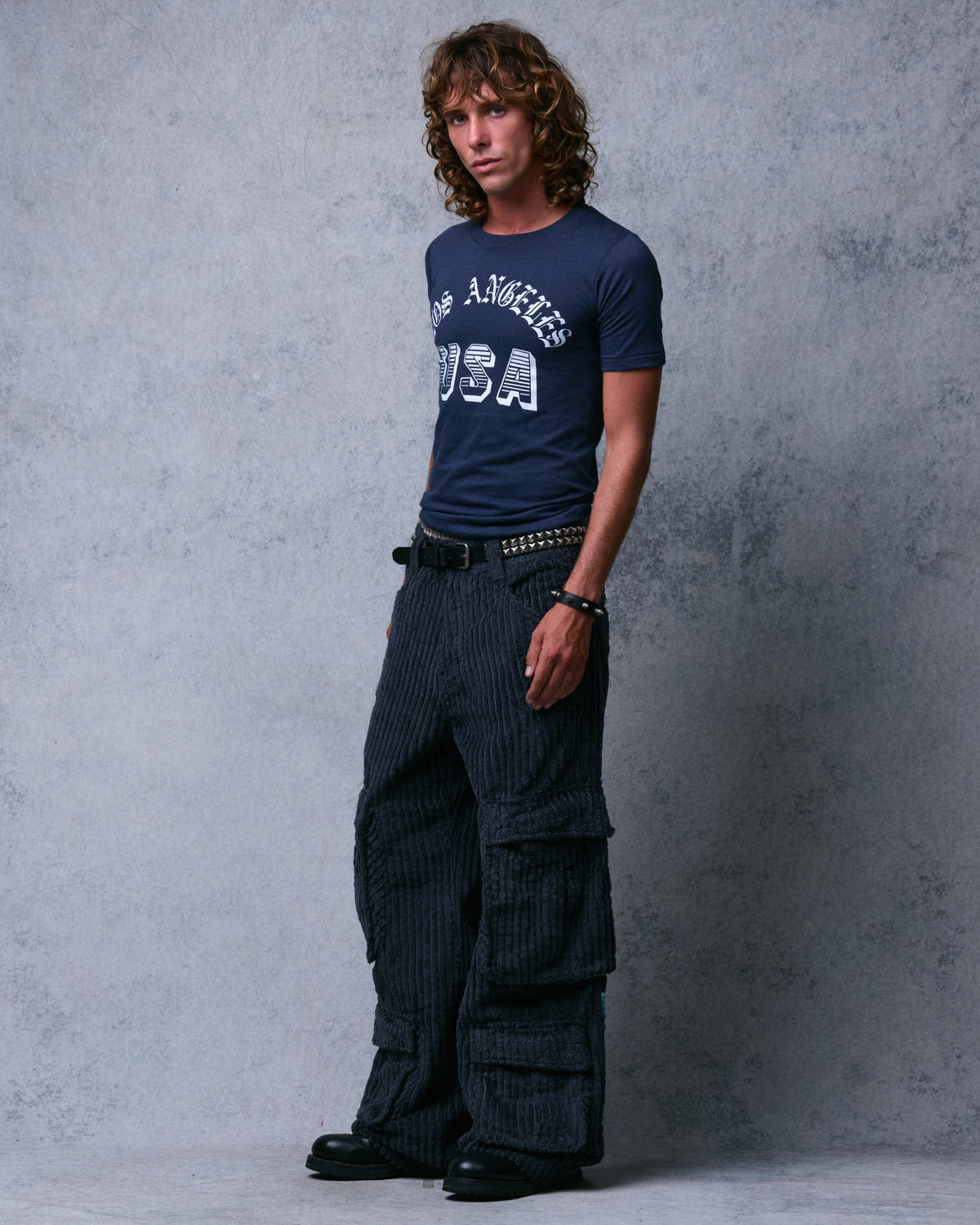 Legacy. 24". 2 Wale Corduroy. Magnet.