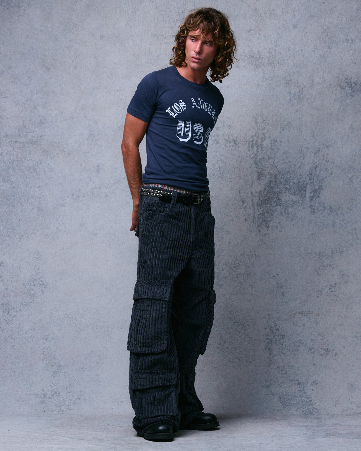 Legacy. 24". 2 Wale Corduroy. Magnet.