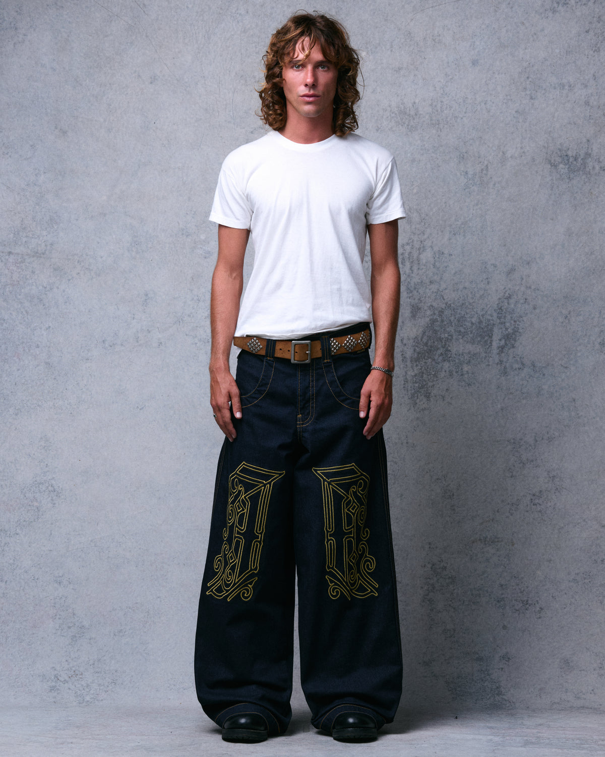 1101 Royal Twin. 26". Dark Indigo.