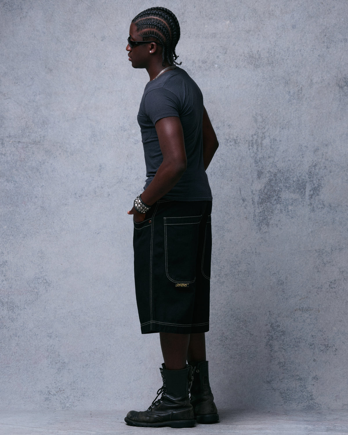 101 Twin Cannon Shorts. 14". Black/Gold J.