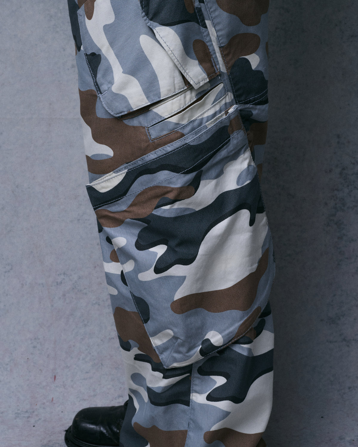 Hummer Cargo Pants. 20”. Polar Camo.