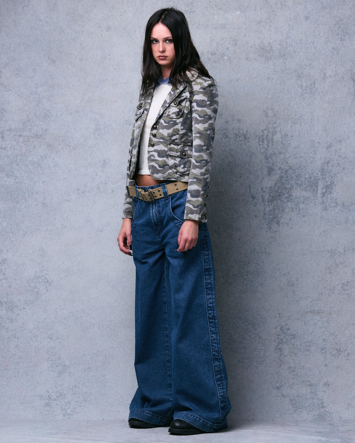 The Camilla Jeans. 27”. Dark Stone.