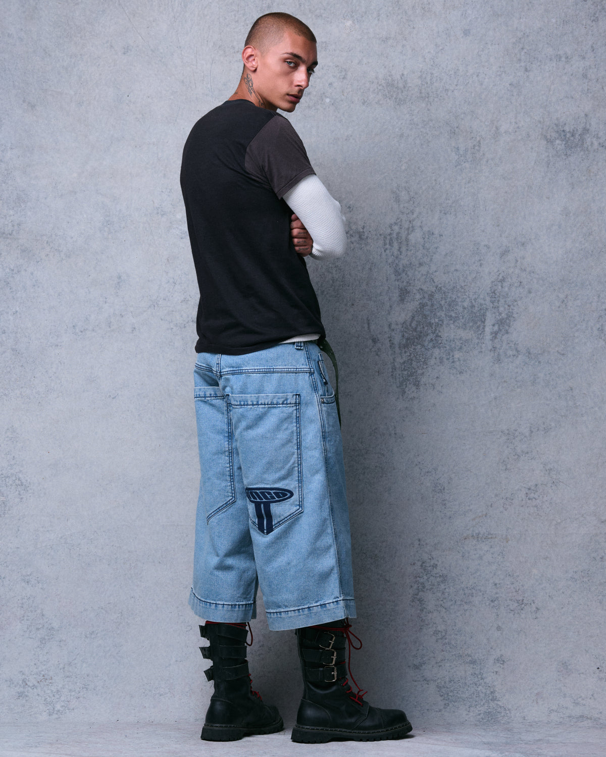 Wide Load Shorts. 17" Inseam. Antique.