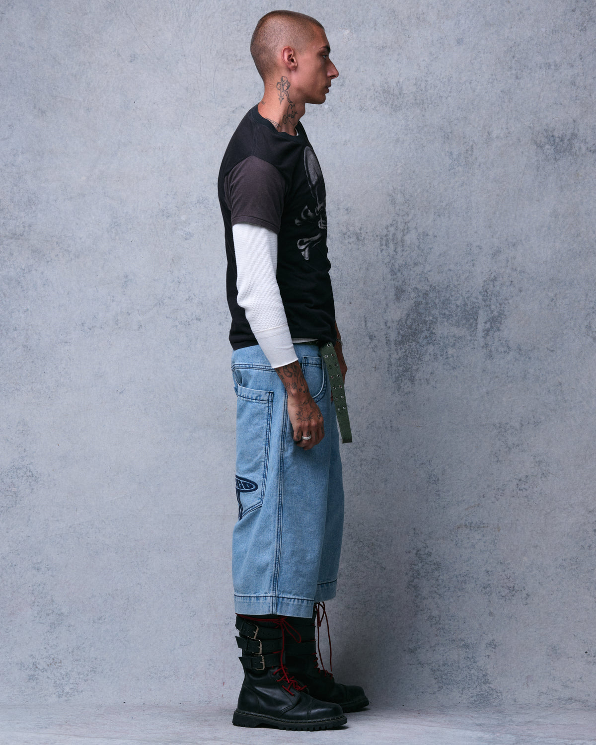 Wide Load Shorts. 17" Inseam. Antique.