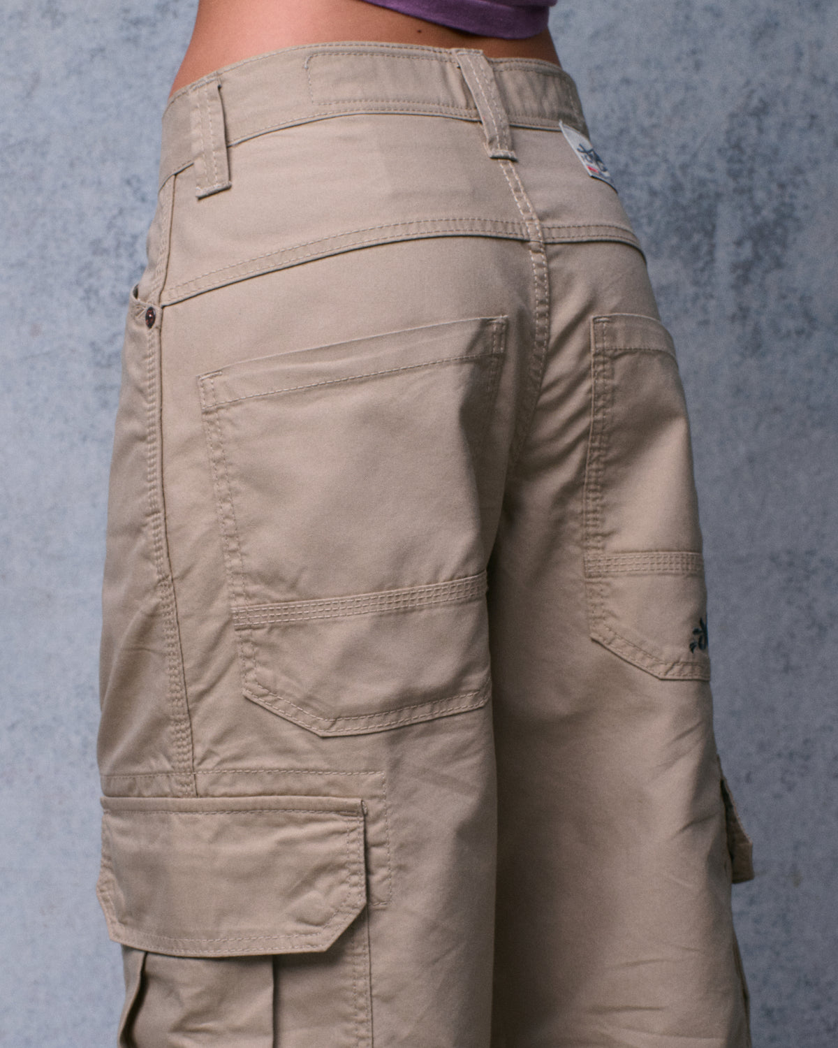 W Indicator Cargo Pants. 22". Khaki.