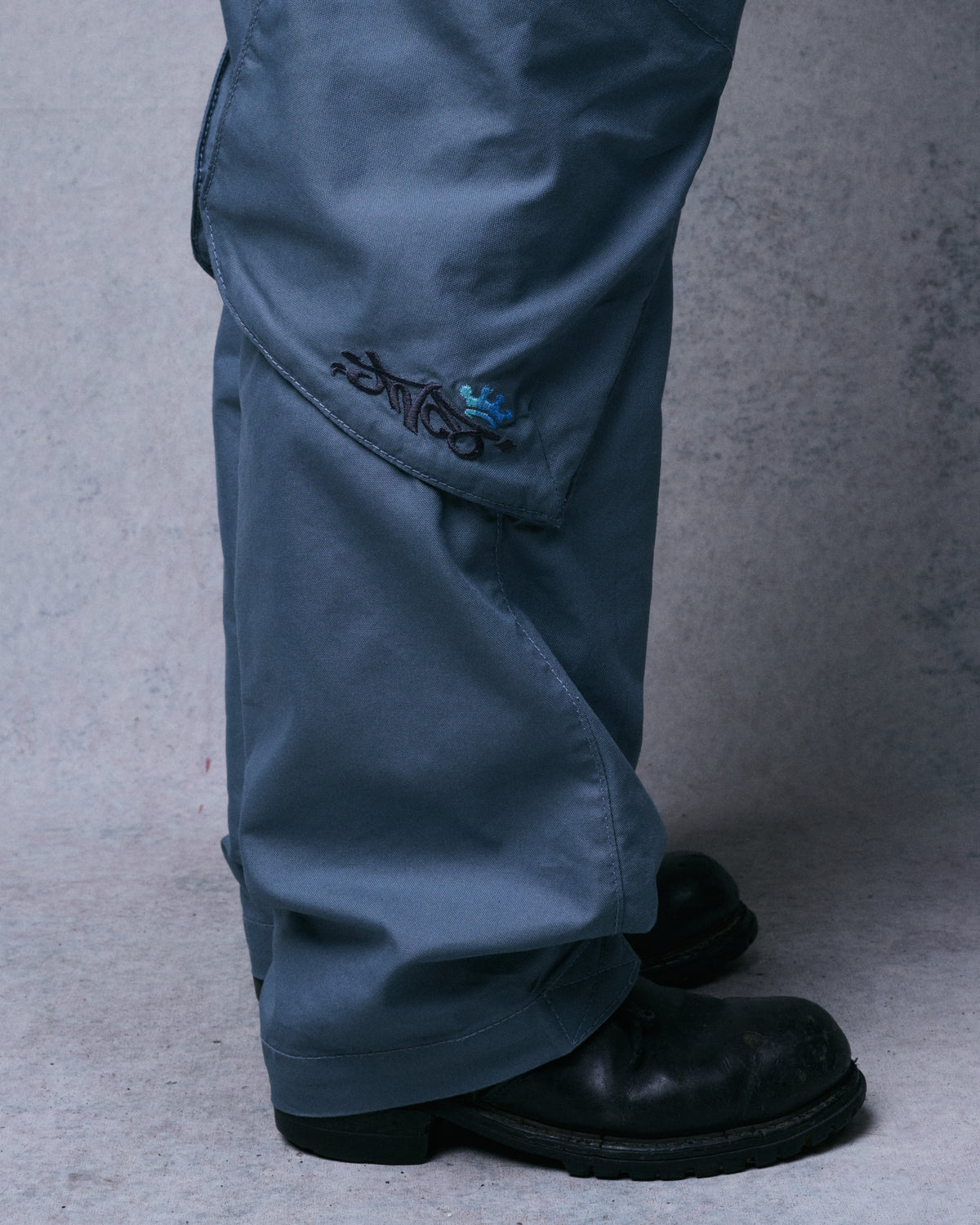 W Hummer Cargo Pants. 20". Blue.