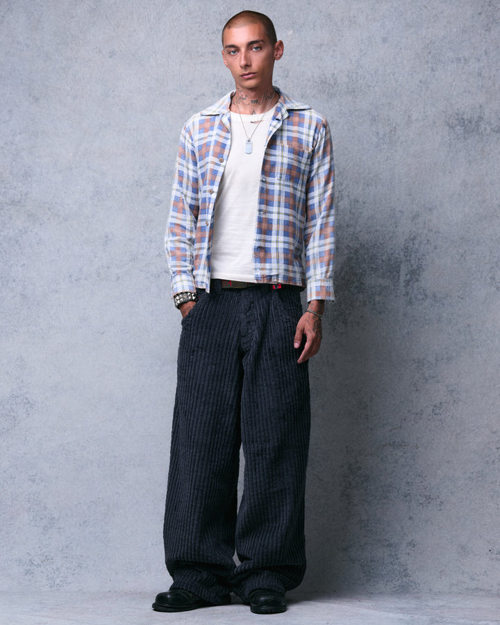 Wizard. 24". 2 Wale Corduroy. Magnet.