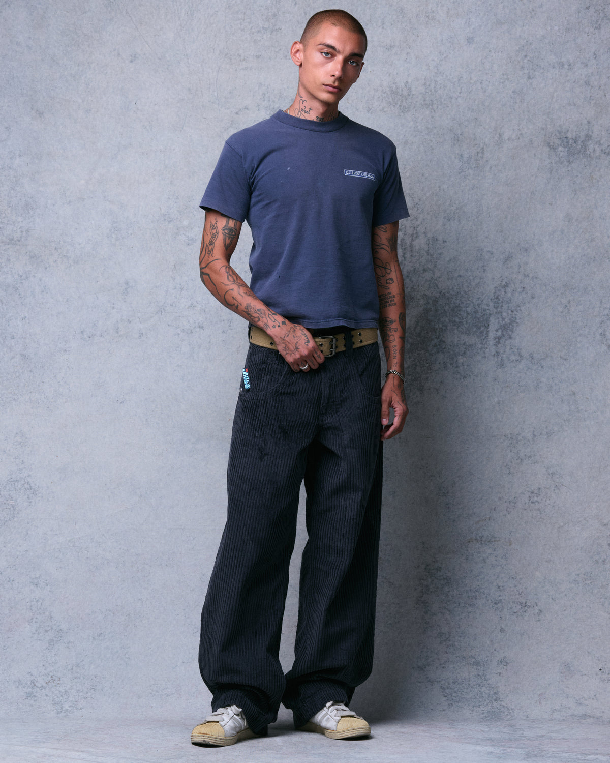 169 Low Down. 20". 4 Wale Corduroy. Magnet.