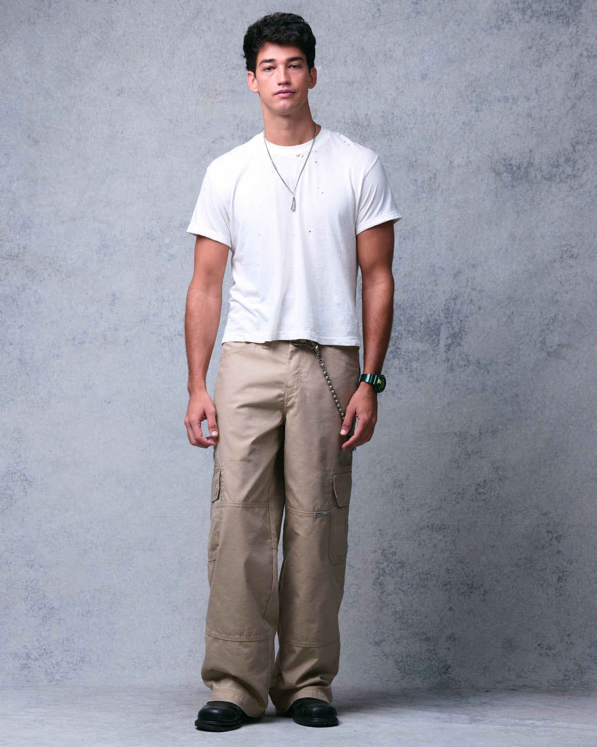 Indicator Cargo Pants. 22”. Khaki.