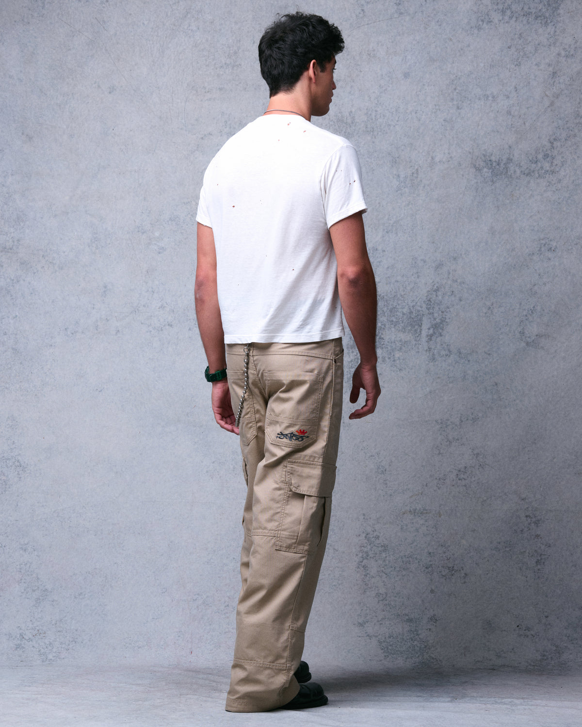 Indicator Cargo Pants. 22”. Khaki.