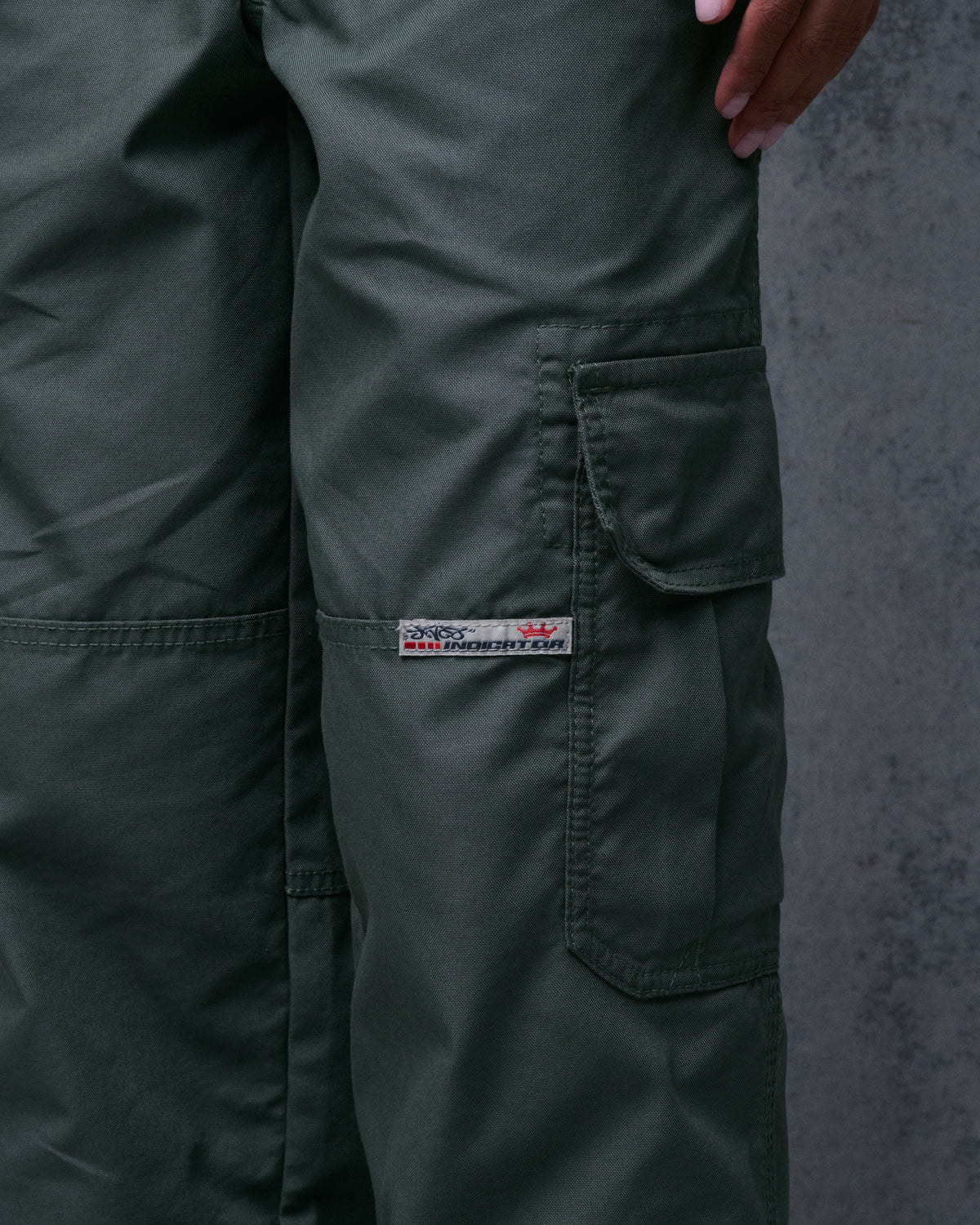 W Indicator Cargo Pants. 22". Olive.