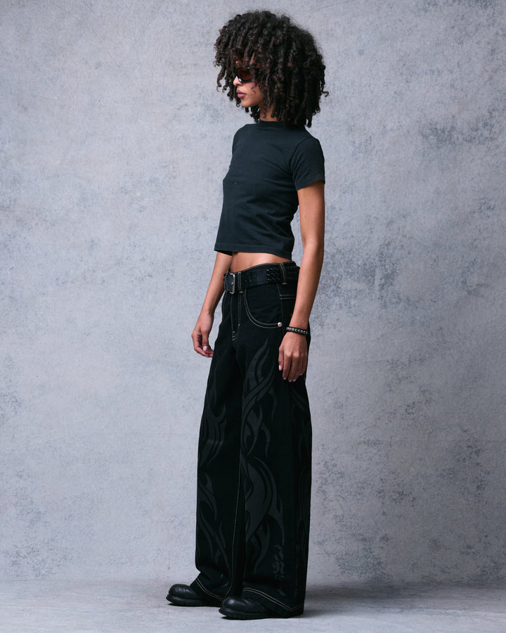 W Flame Karatz. 23". Jet Black.