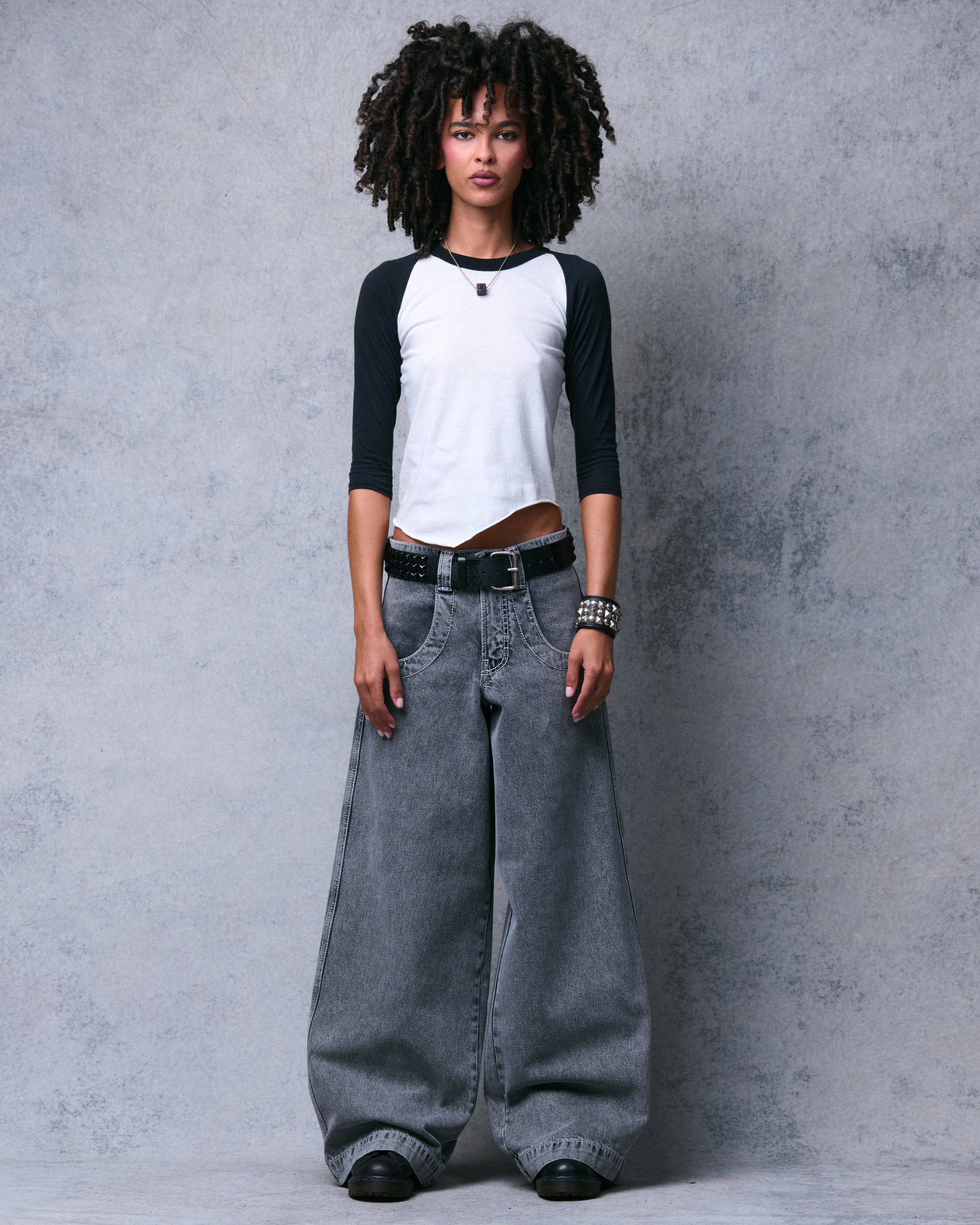 101 Twin Cannon Jeans. 26
