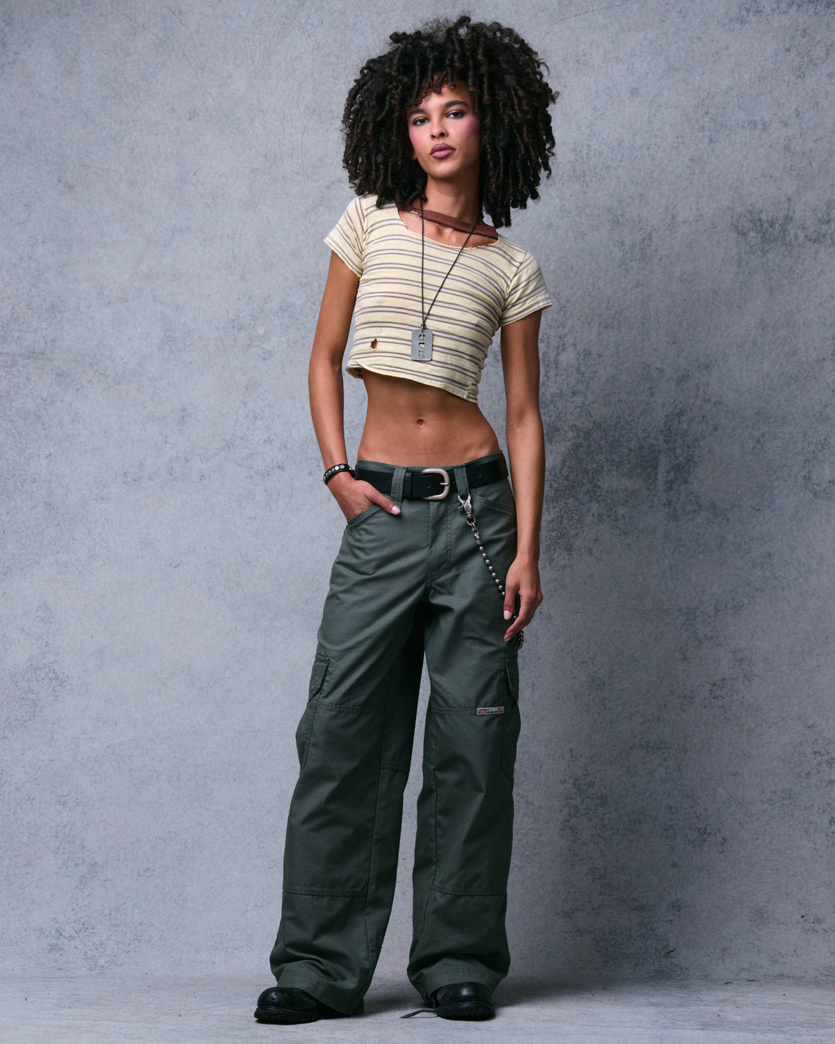 W Indicator Cargo Pants. 22". Olive.