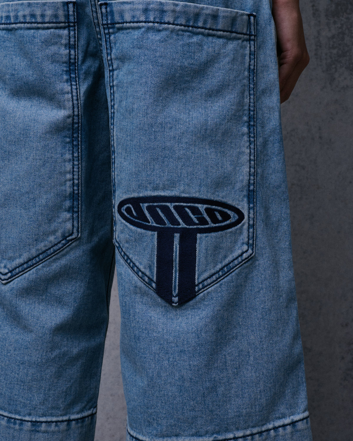 W Wide Load Shorts. 17" Inseam. Antique.
