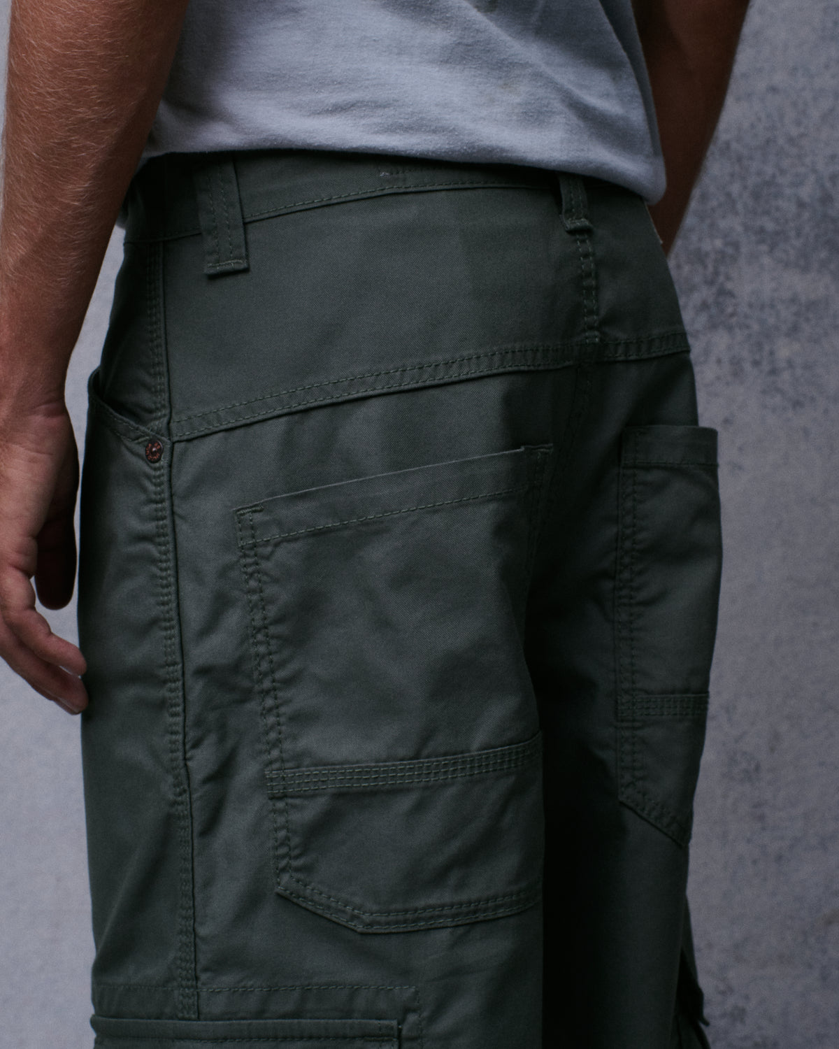 Indicator Cargo Pants. 22”. Olive.