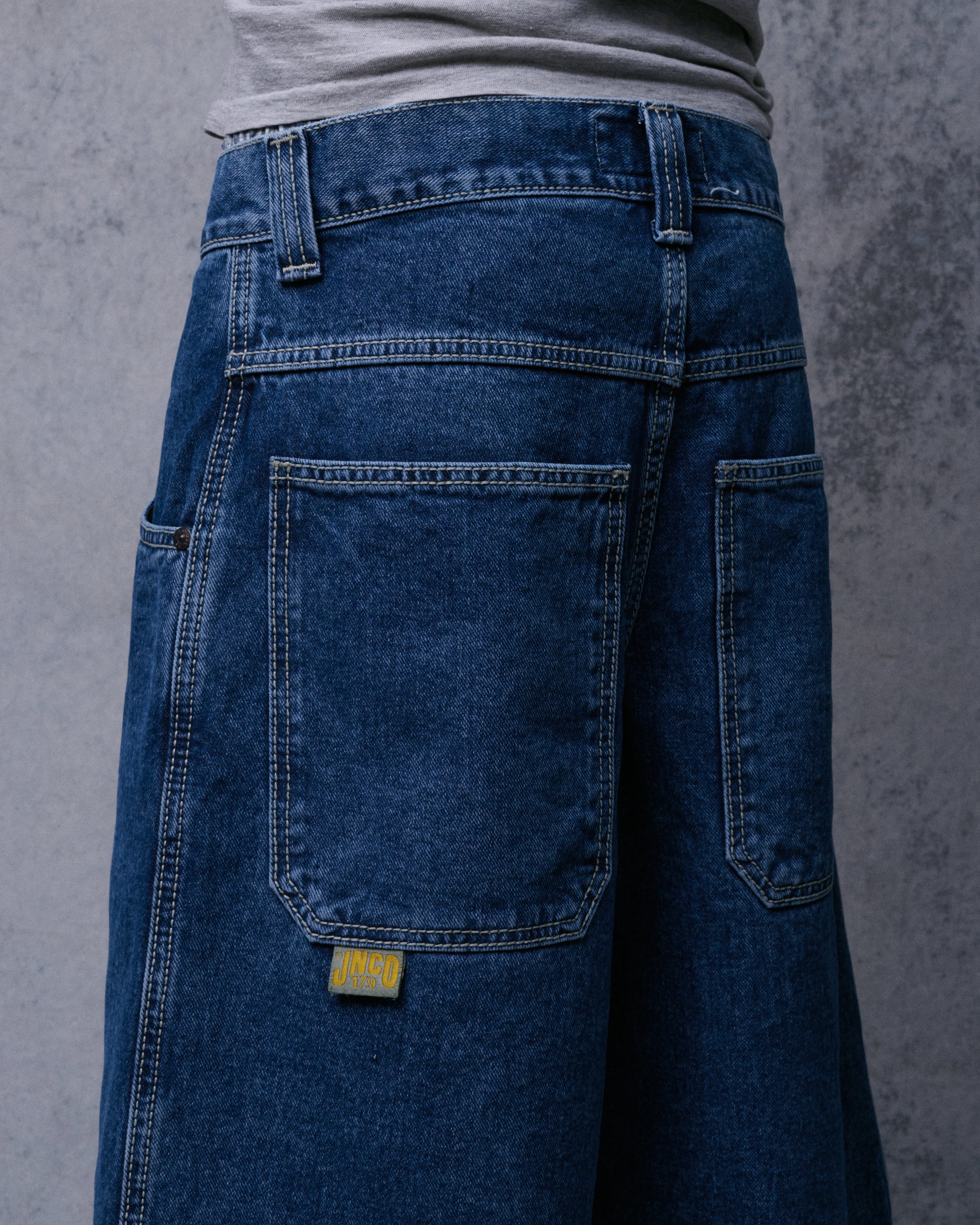 179 Pipes Shorts. 14