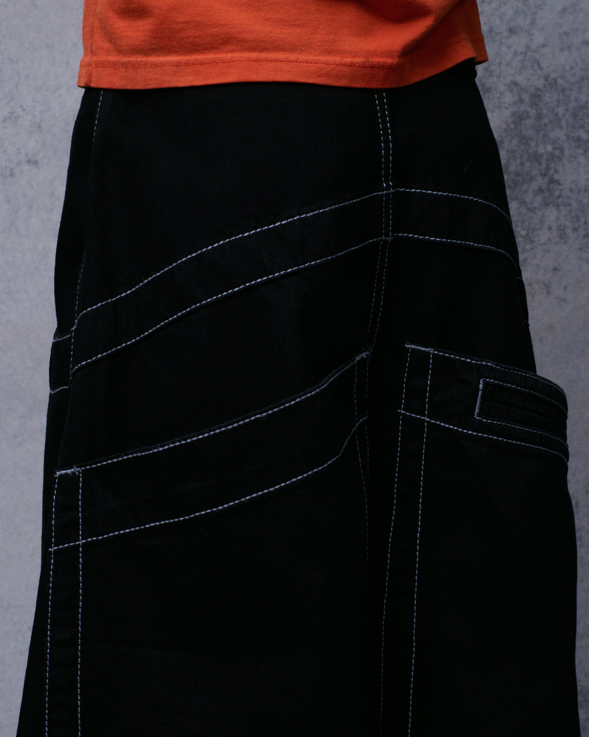 Convict. 50". Jet Black.