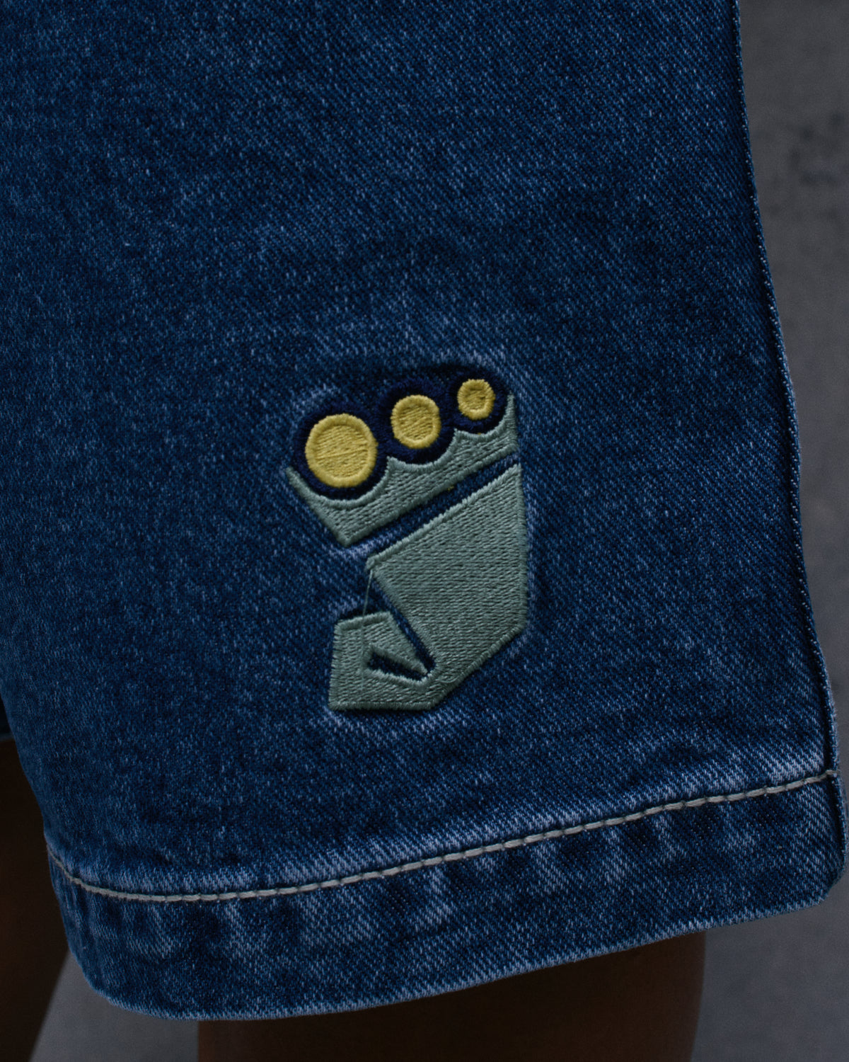 W179 Pipes Shorts. 14" Inseam. Dark Stone.