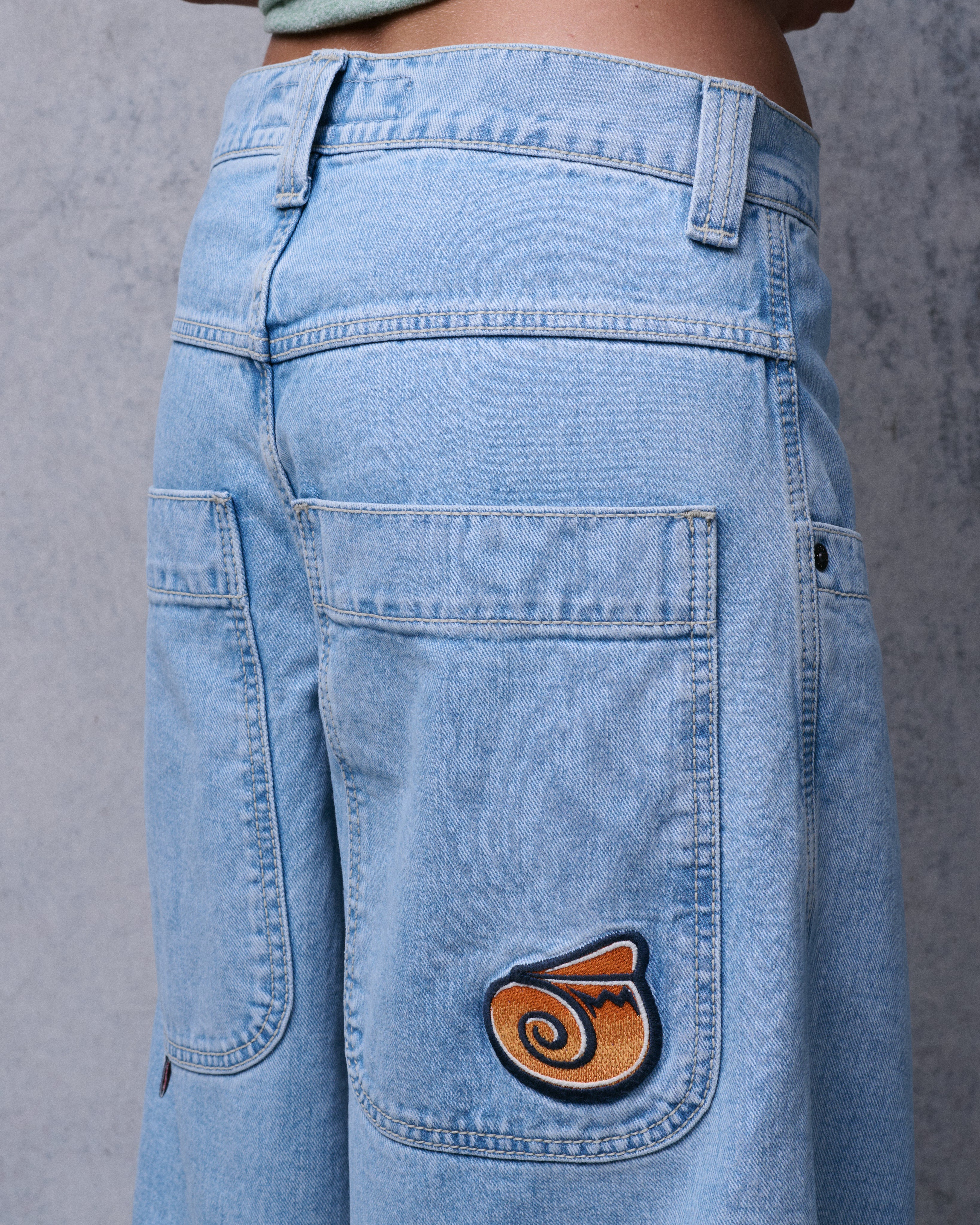 101 Twin Cannon Jeans. 26