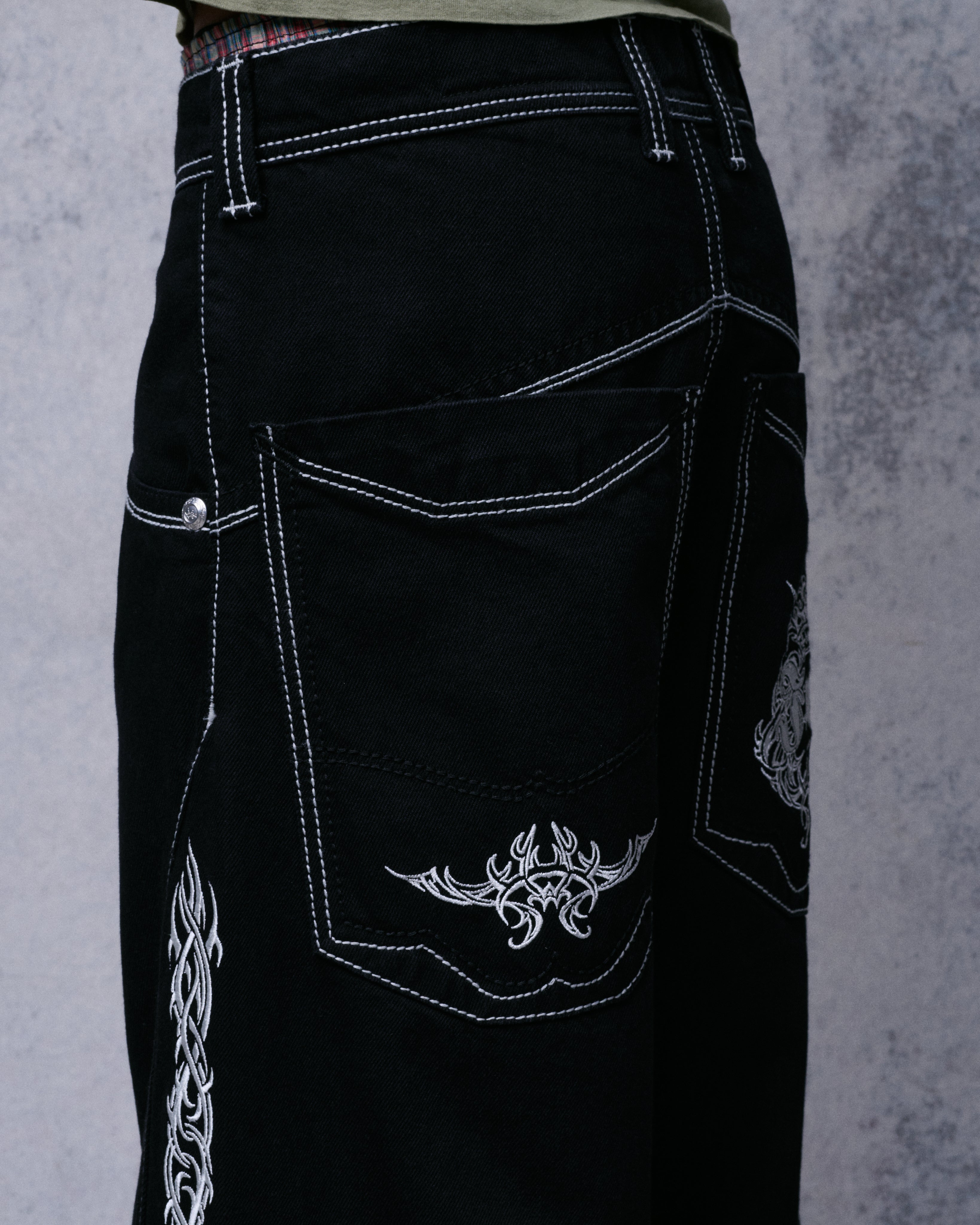 Majestik Jeans. 23