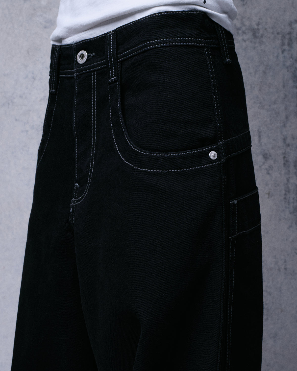 W Rollin. 26". Jet Black.
