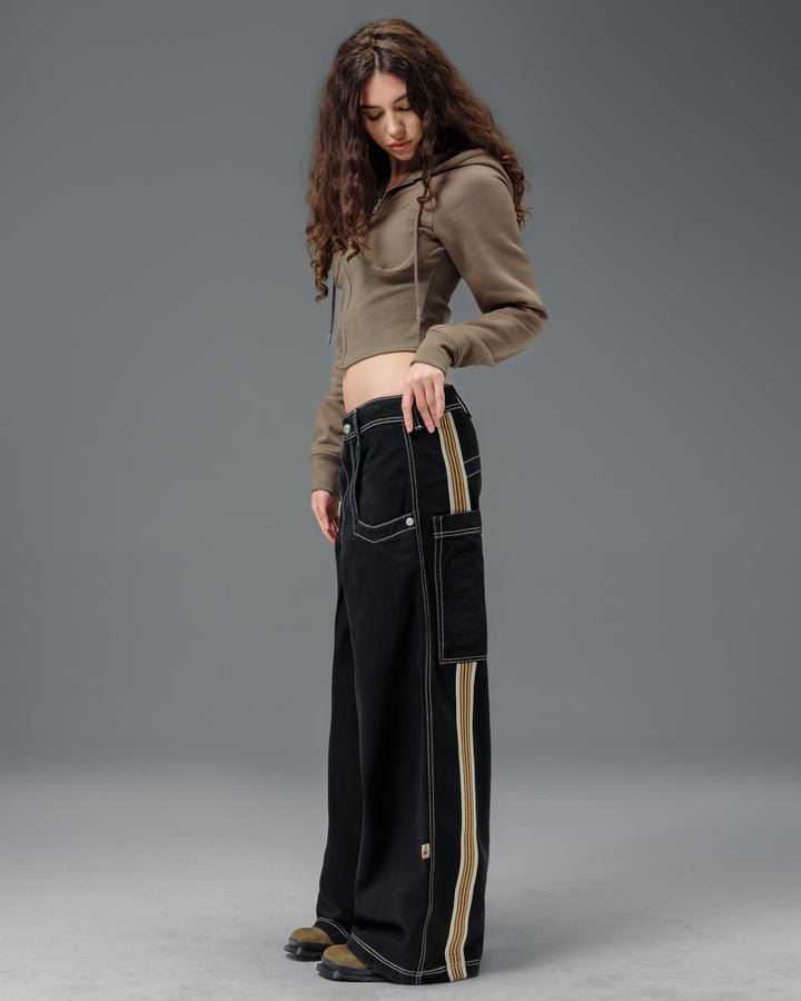 W Slug. 26". Jet Black.