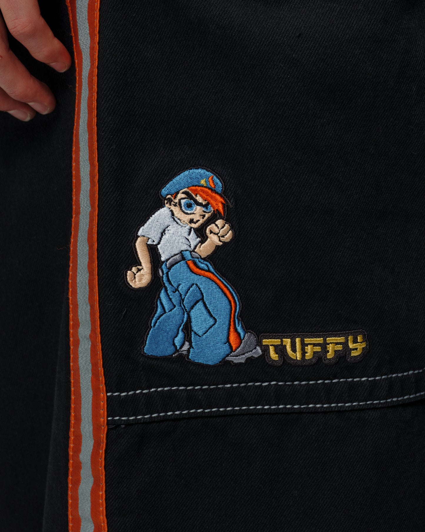 Tuffy. 23". Jet Black.