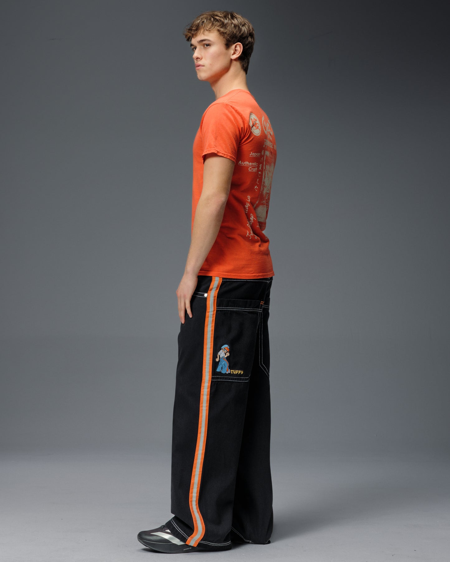 Tuffy. 23". Jet Black.