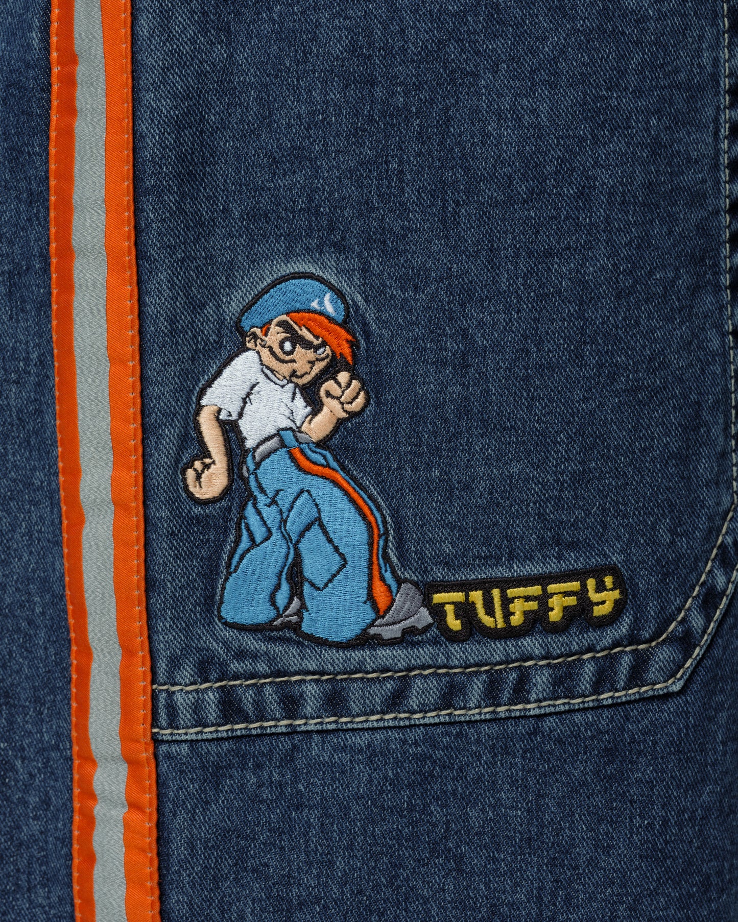 W Tuffy. 23". Dark Stone.