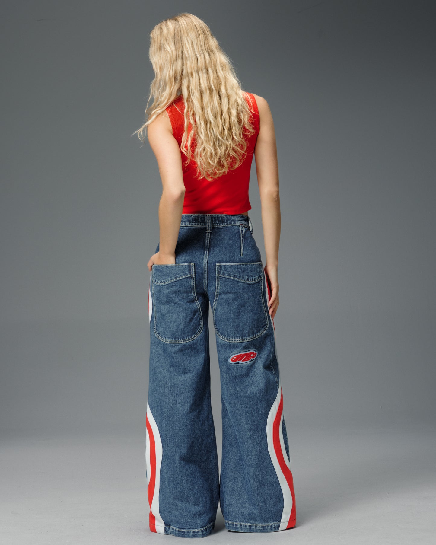 Hypnotix. 32". Dark Stone.