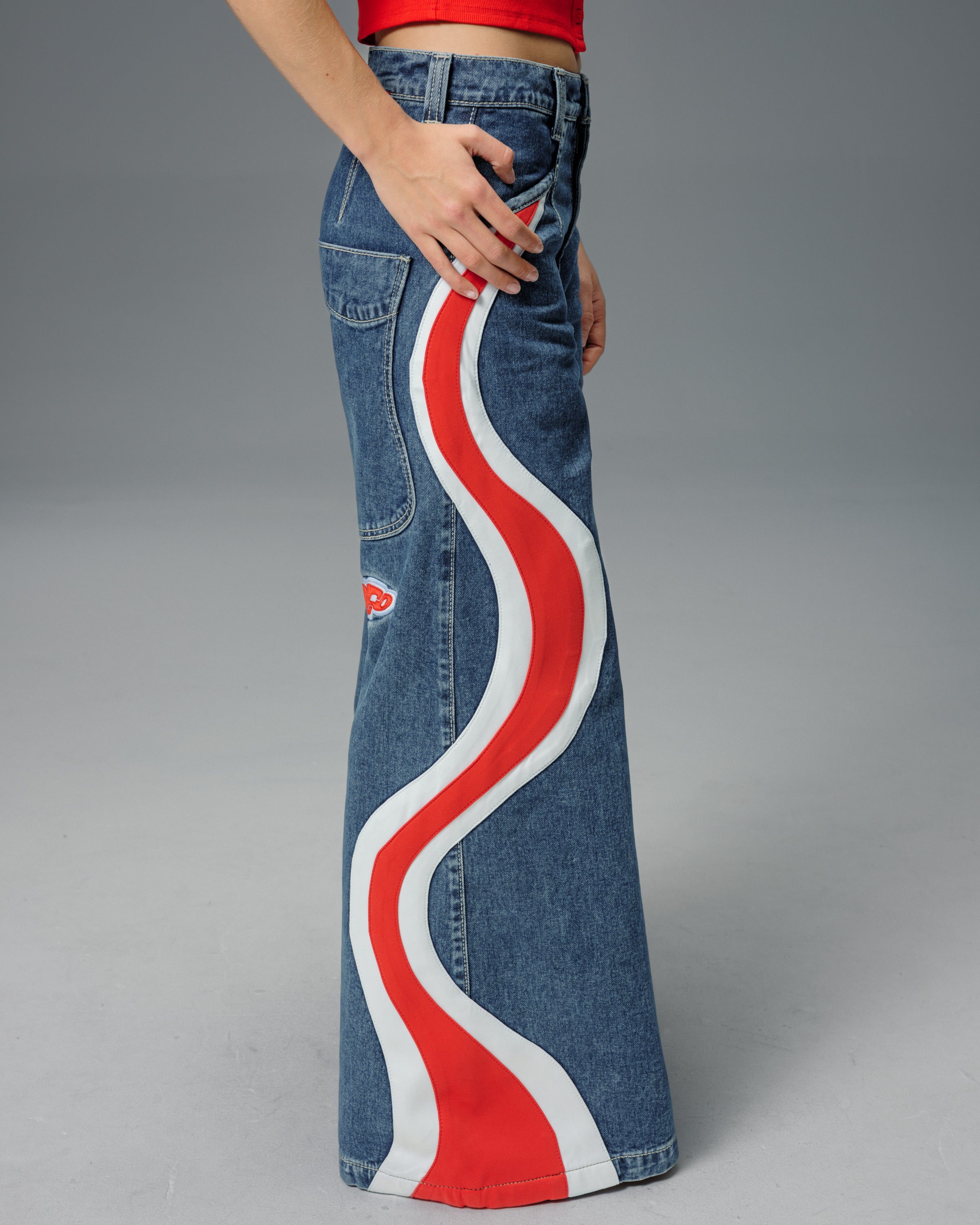 Hypnotix Jeans. 32