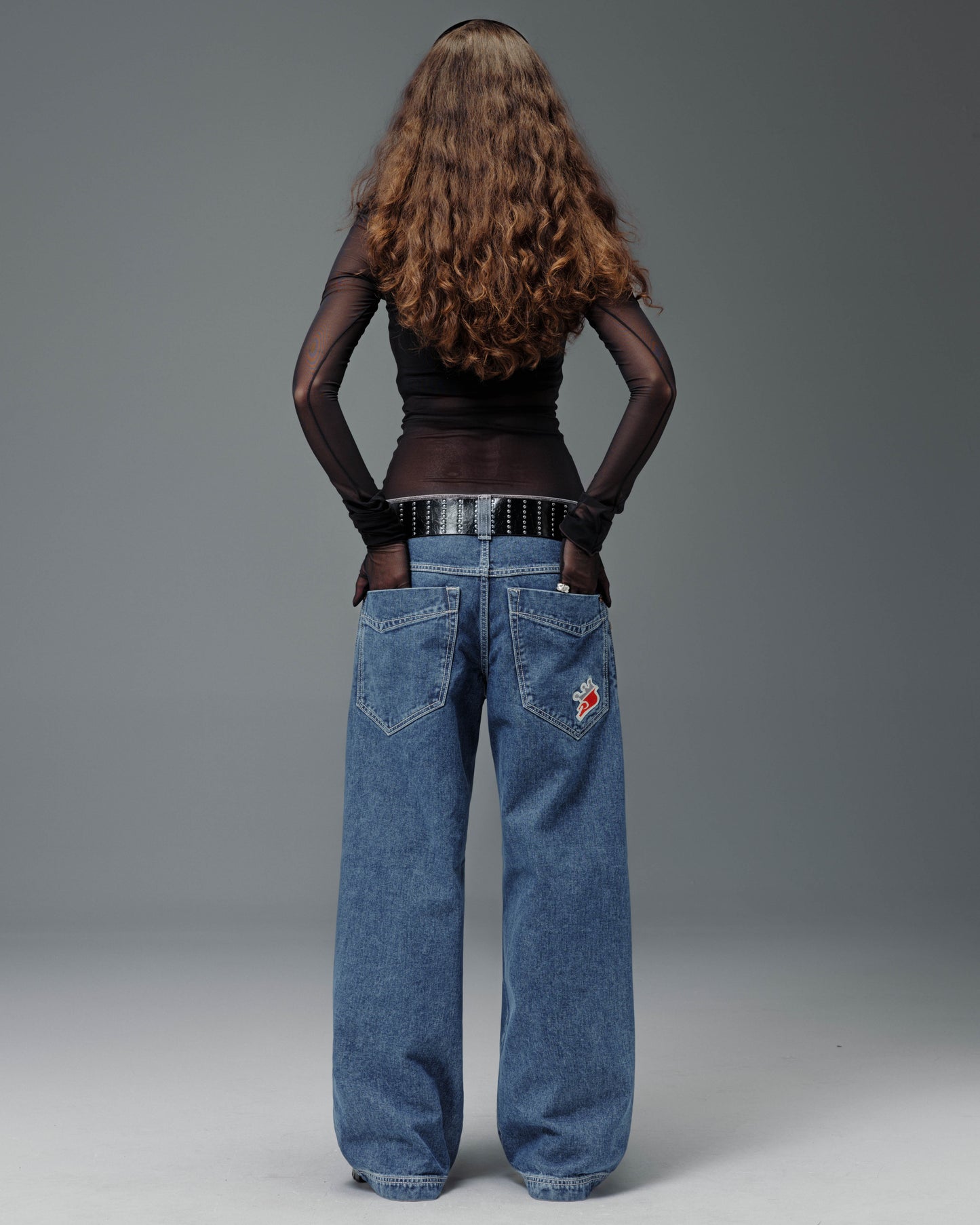 W1179 Easy Wide Pipes. 23". Dark Stone.