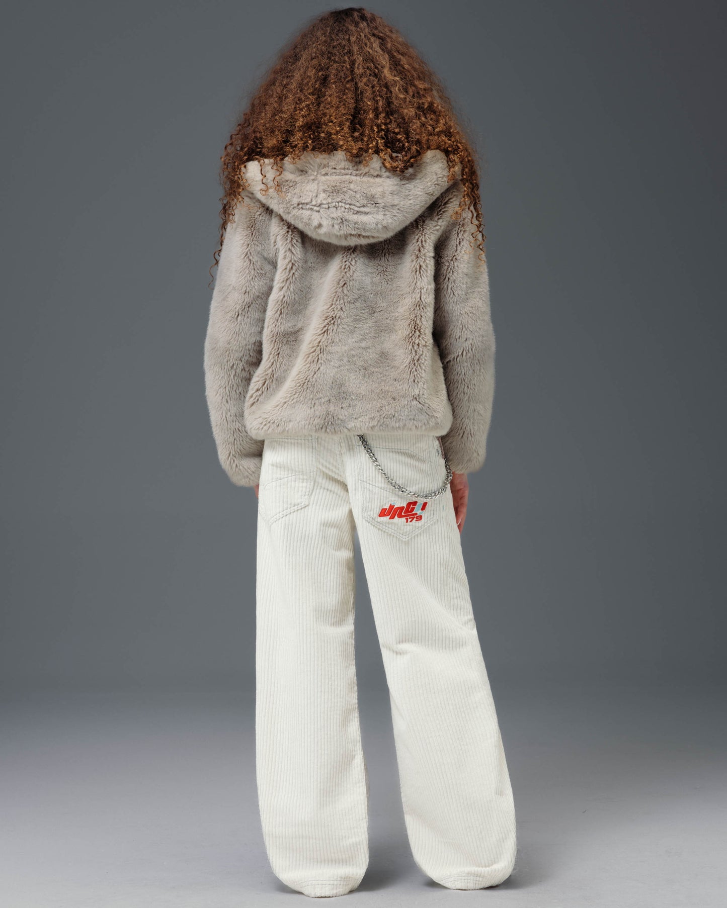 W1179 Easy Wide Pipes. 23". 4 Wale Corduroy. Tofu.