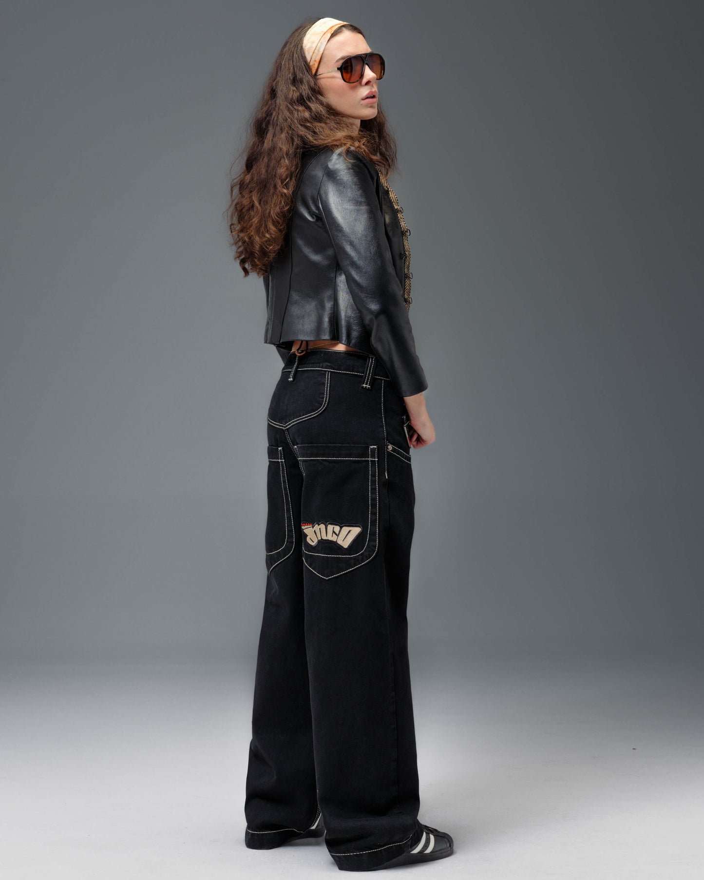 W169 Low Down. 20". Jet Black.