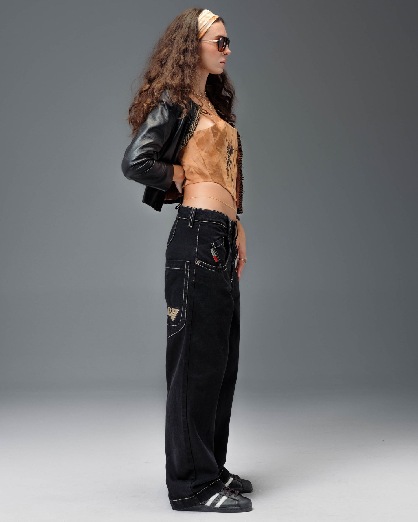 W169 Low Down. 20". Jet Black.