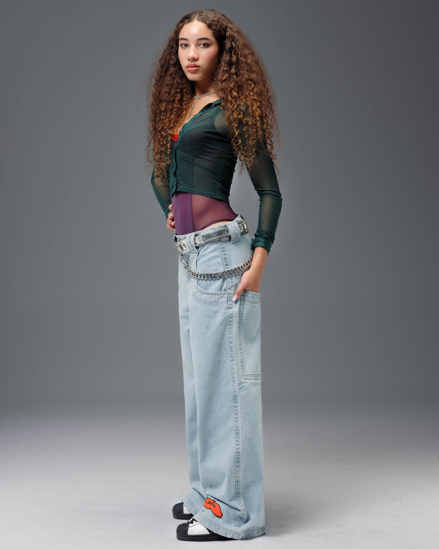 W117 King. 28". Vintage.