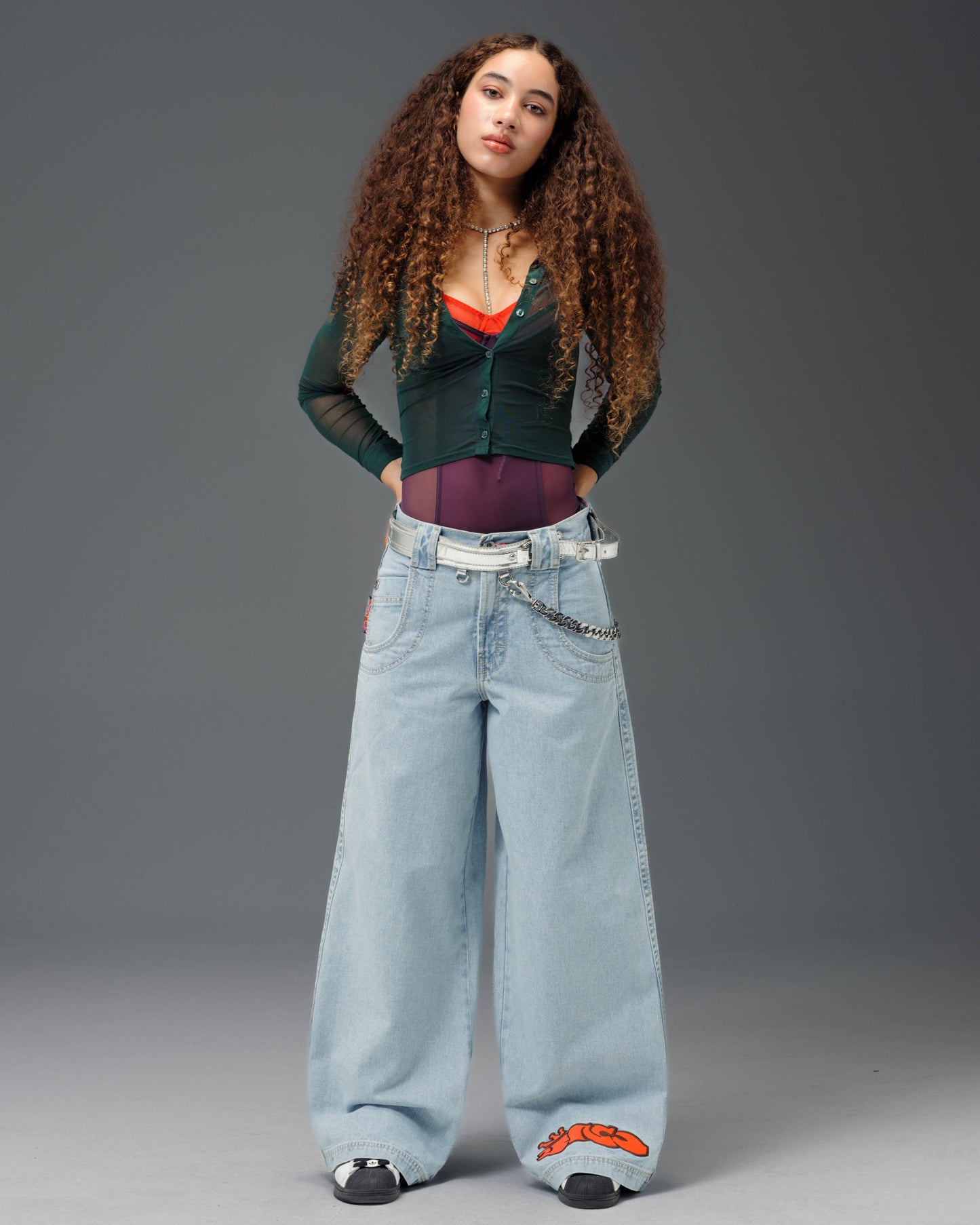 W117 King. 28". Vintage.