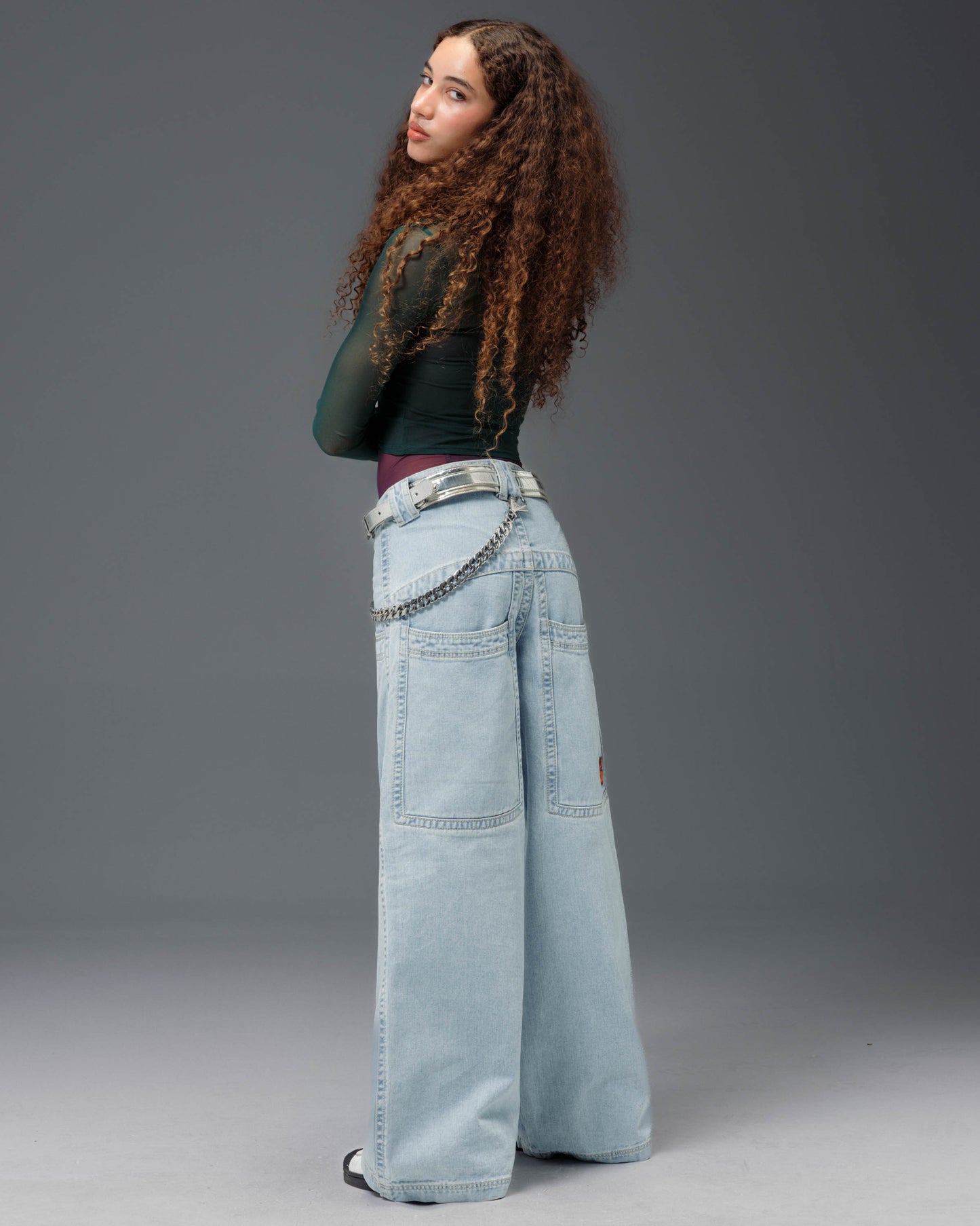 W117 King. 28". Vintage.