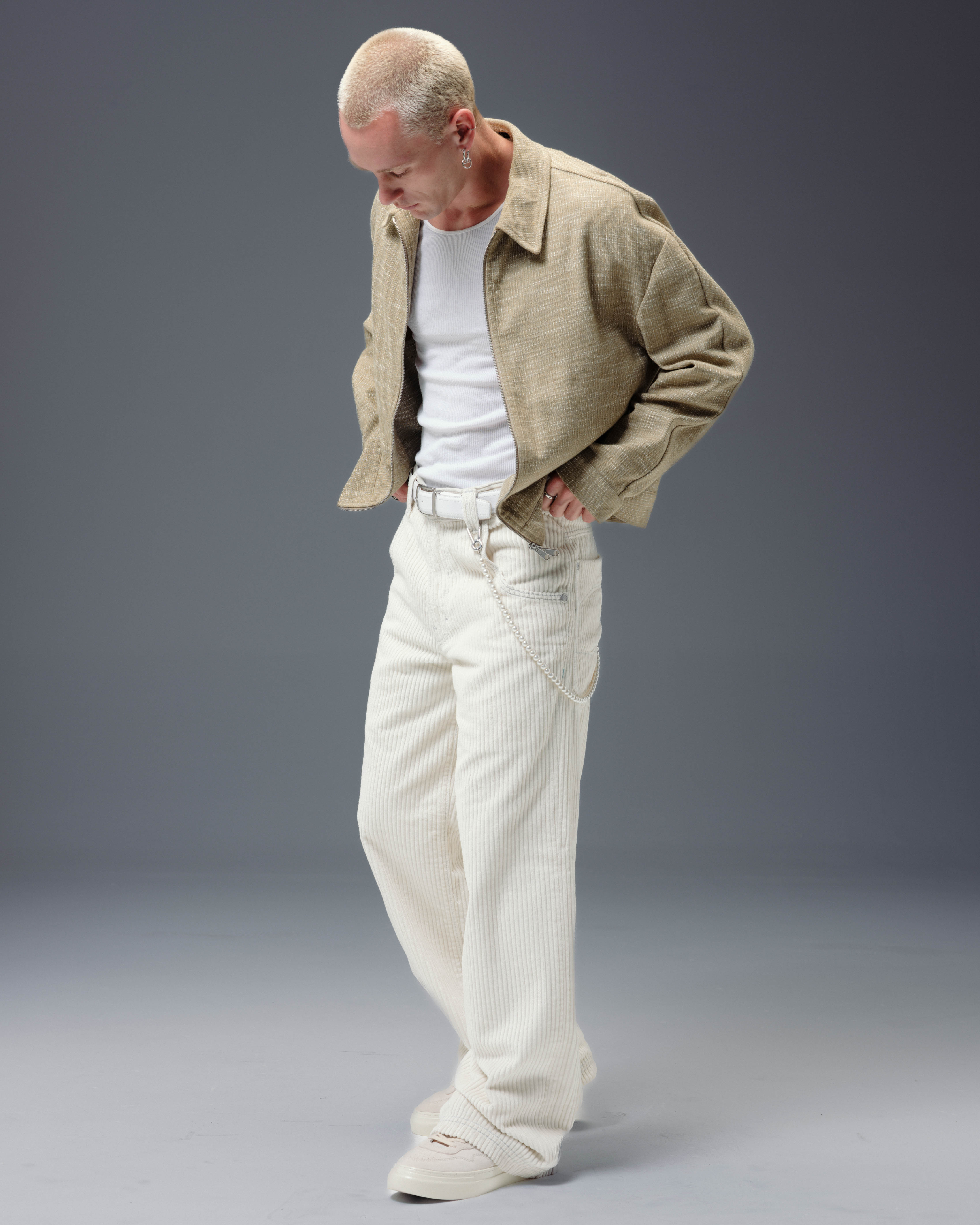 1179 Easy Wide Pipes Corduroy. 23