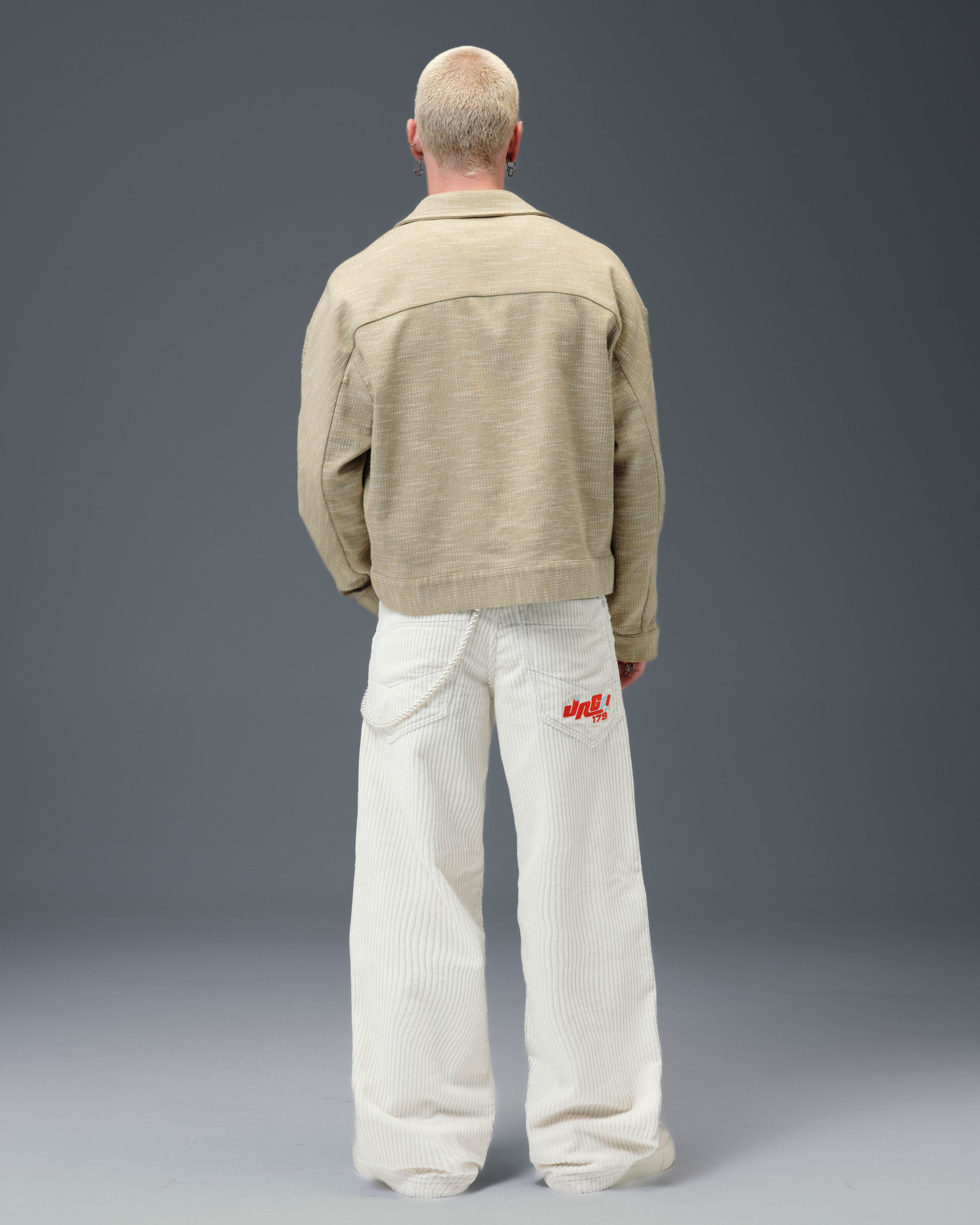 1179 Easy Wide Pipes Corduroy. 23